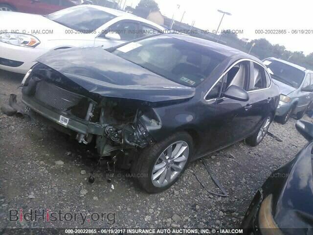 2012 Buick Verano - VIN: 1G4PS5SK3C4204496 - Photo 2