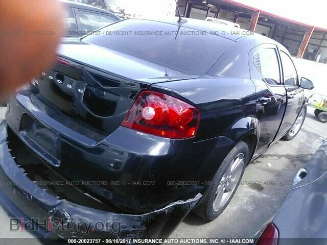 2011 Dodge Avenger - VIN: 1B3BD1FB0BN559096 - Photo 4