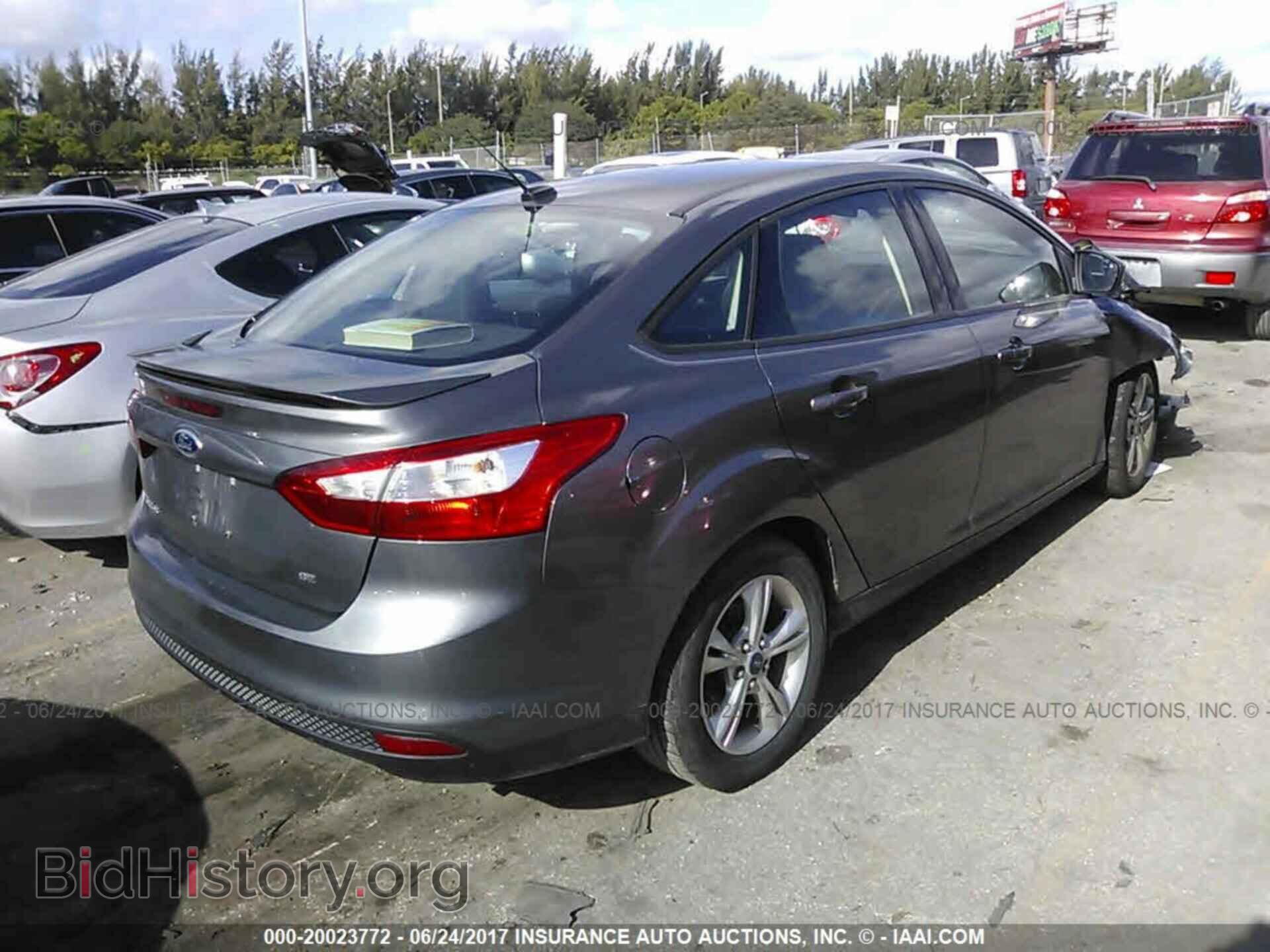 2012 Ford Focus - VIN: 1FAHP3F2XCL447033 - Фото 4