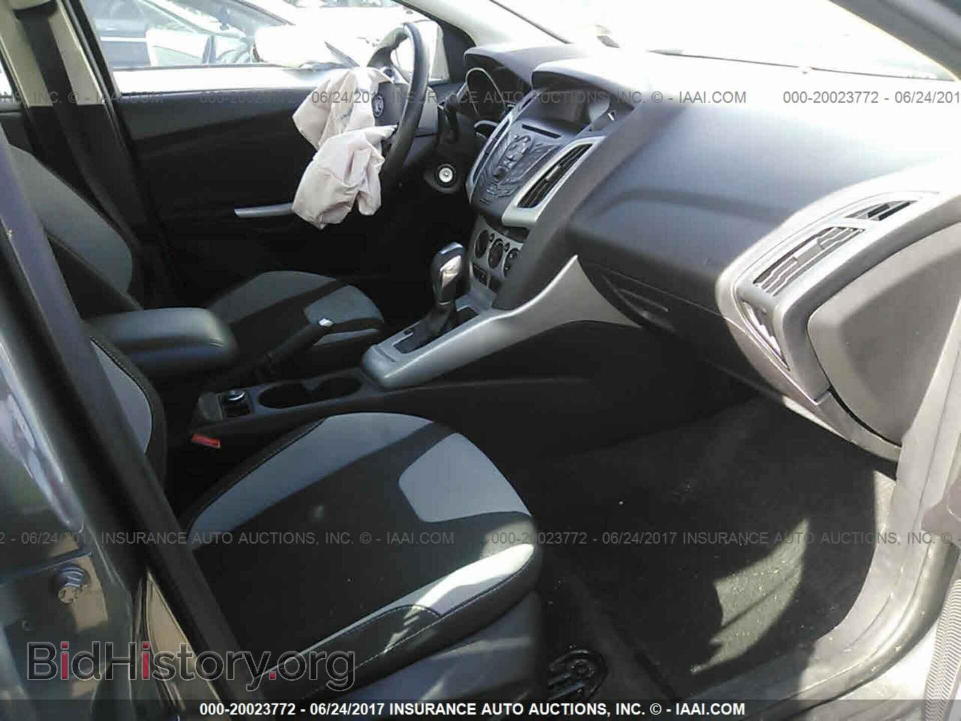 2012 Ford Focus - VIN: 1FAHP3F2XCL447033 - Фото 5