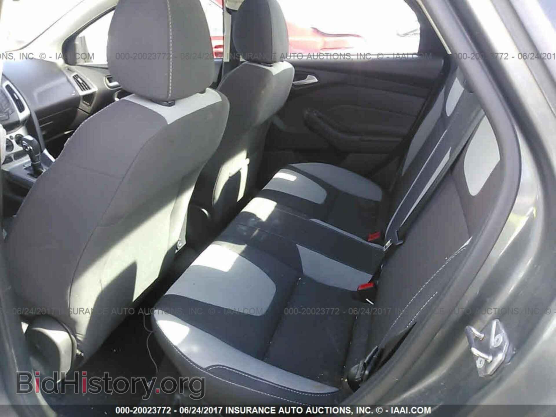 2012 Ford Focus - VIN: 1FAHP3F2XCL447033 - Фото 8