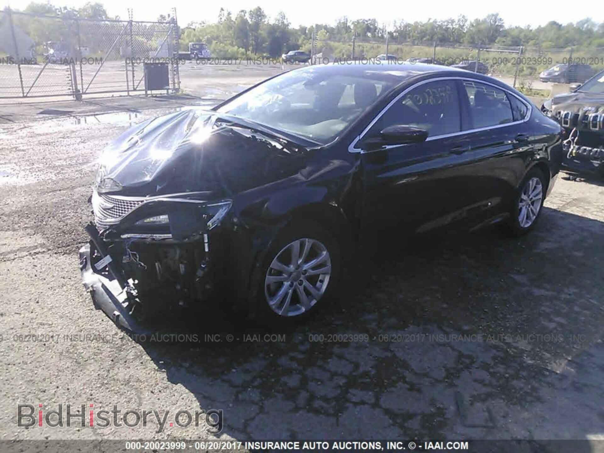 2015 Chrysler 200 - VIN: 1C3CCCAB1FN705069 - Фото 2