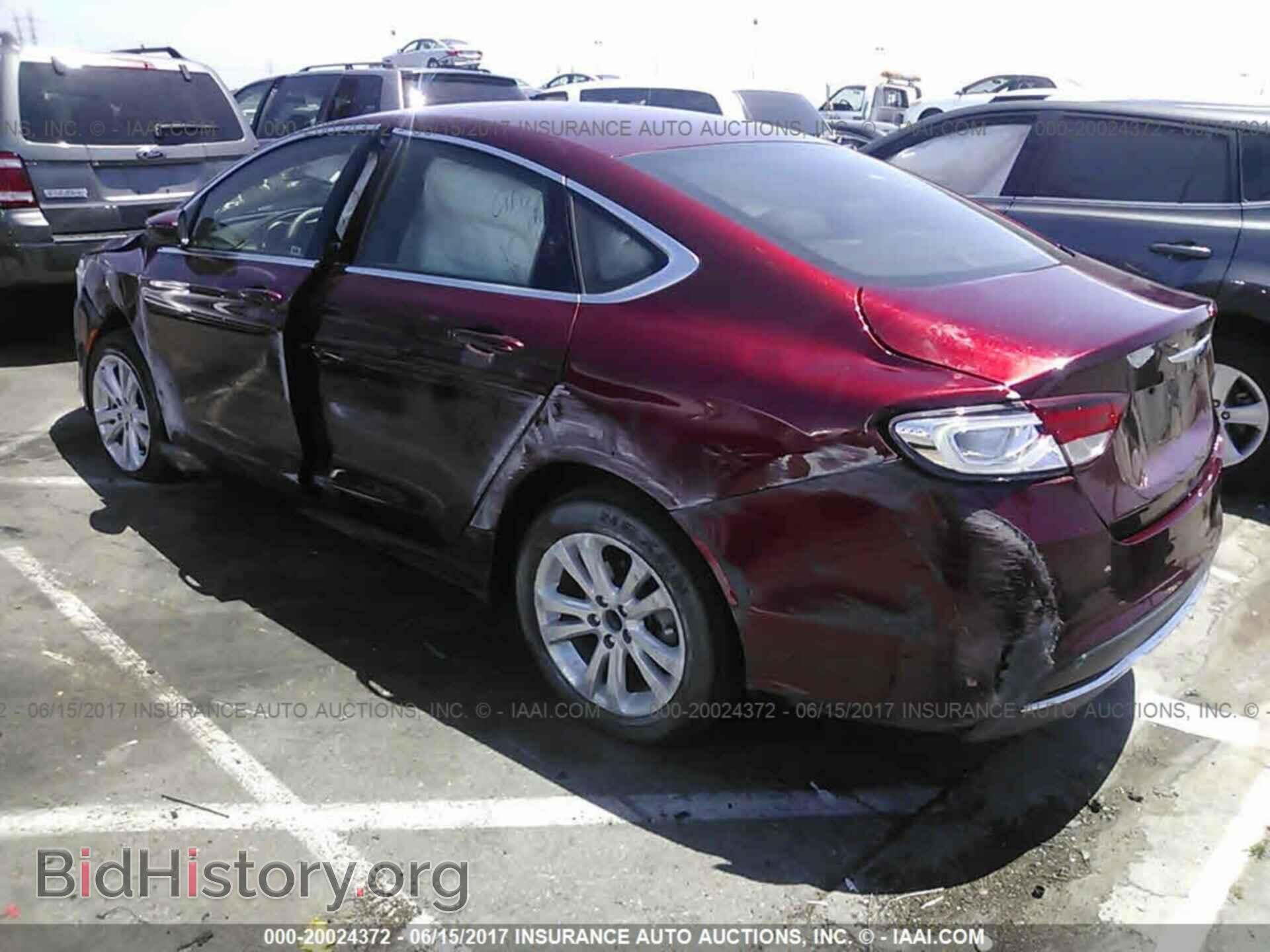 2016 Chrysler 200 - VIN: 1C3CCCAB7GN168046 - Photo 3