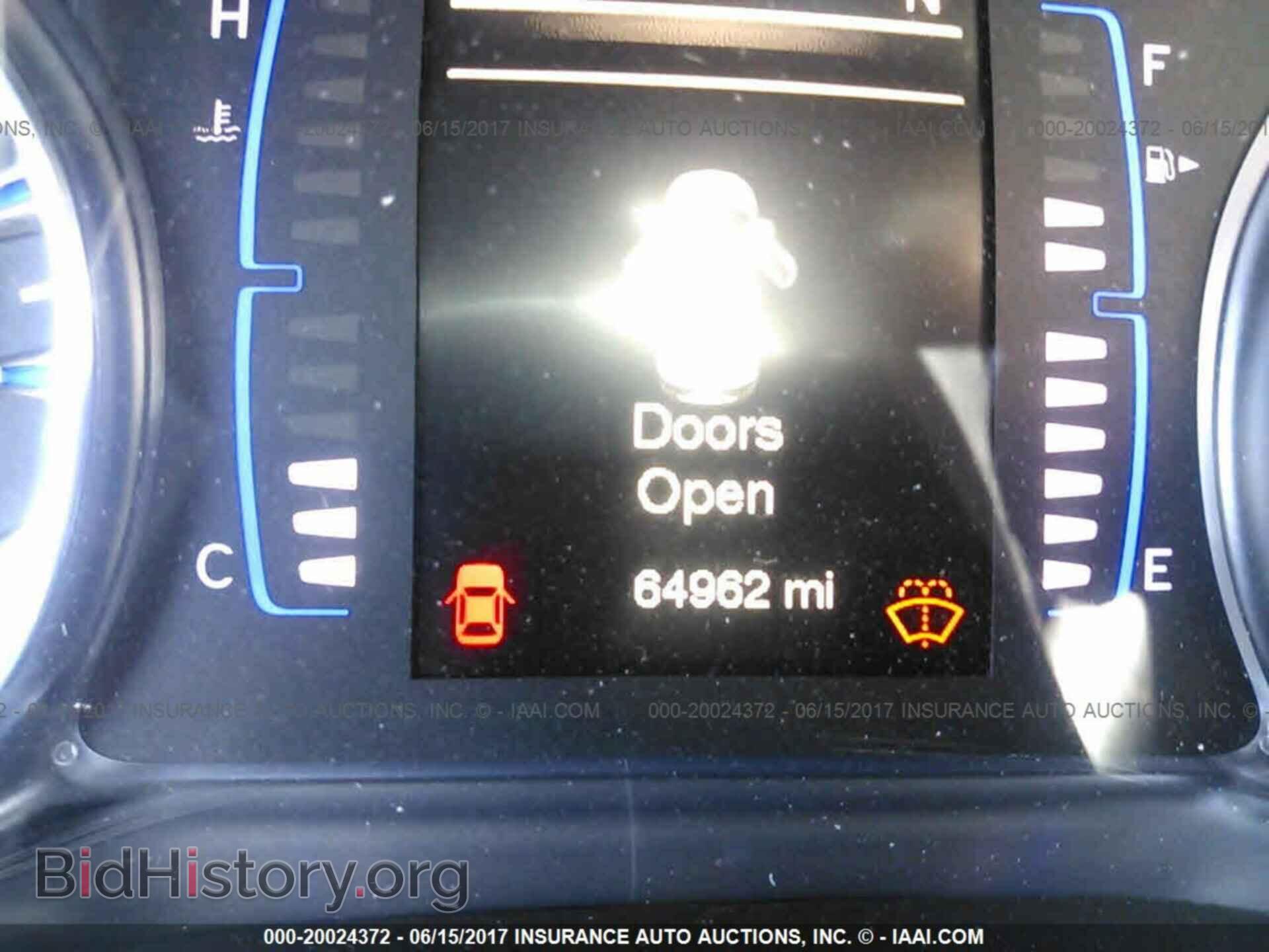 2016 Chrysler 200 - VIN: 1C3CCCAB7GN168046 - Photo 7