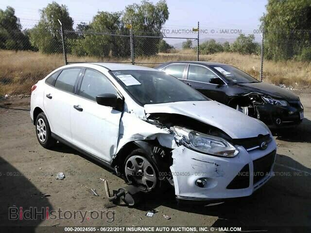 Photo 1FAHP3E28CL417935 - Ford Focus 2012