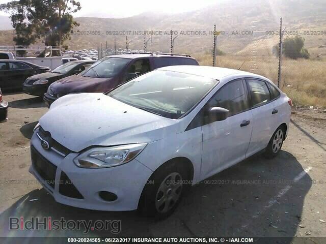 2012 Ford Focus - VIN: 1FAHP3E28CL417935 - Photo 2