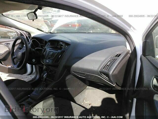 2012 Ford Focus - VIN: 1FAHP3E28CL417935 - Photo 5