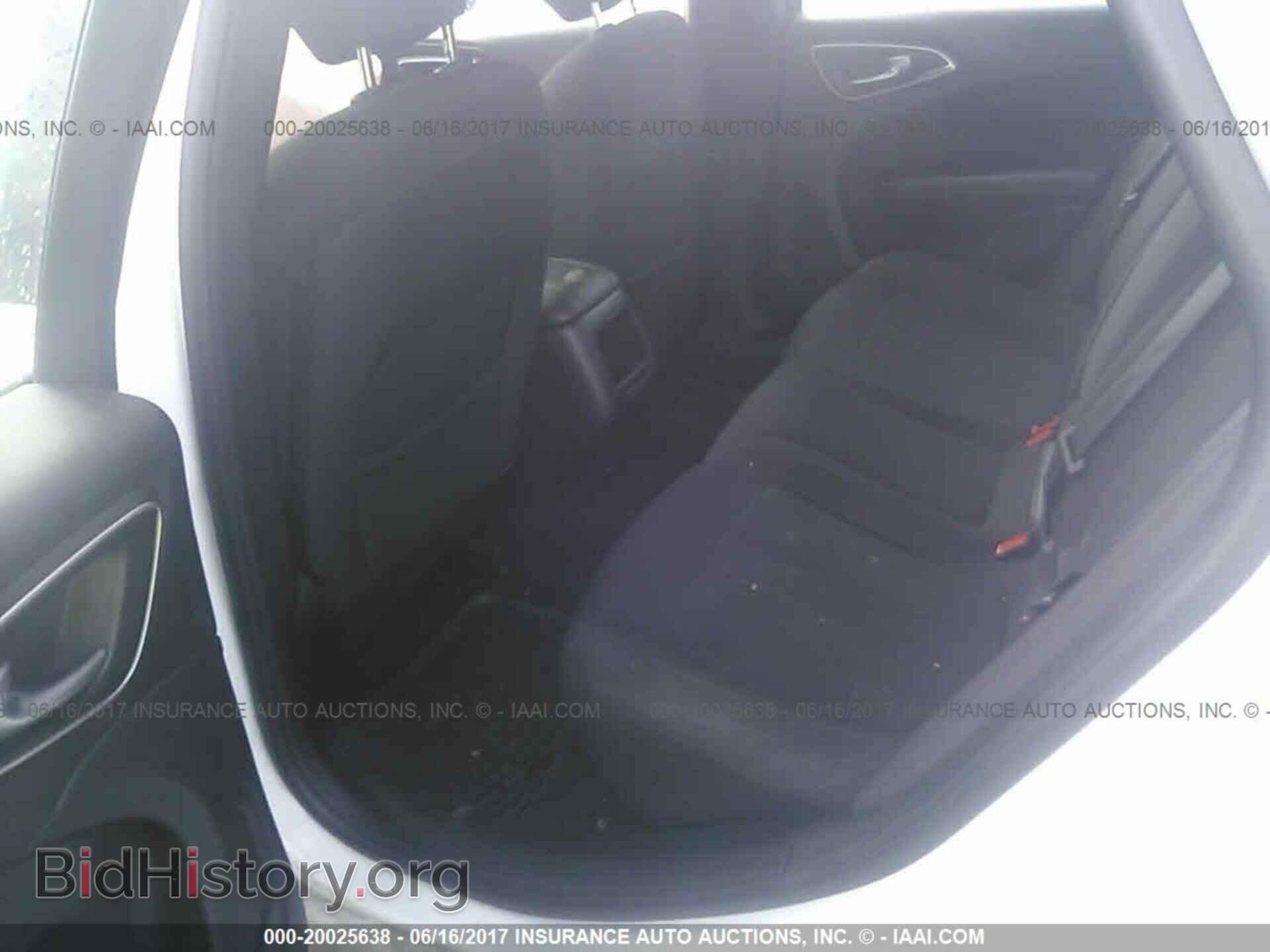 2015 Chrysler 200 - VIN: 1C3CCCAB5FN679124 - Photo 8