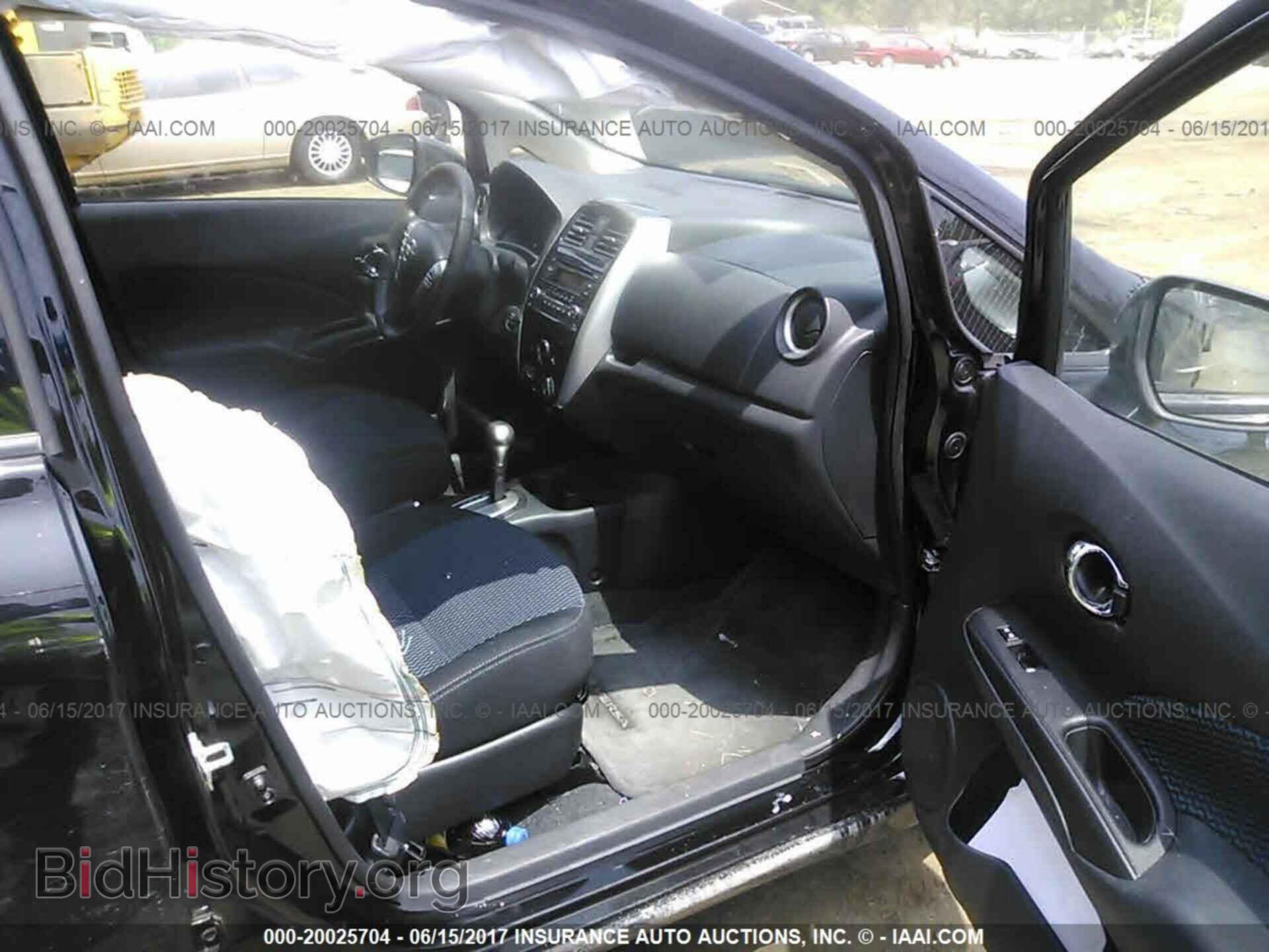 2015 Nissan Versa note - VIN: 3N1CE2CP0FL402070 - Фото 5
