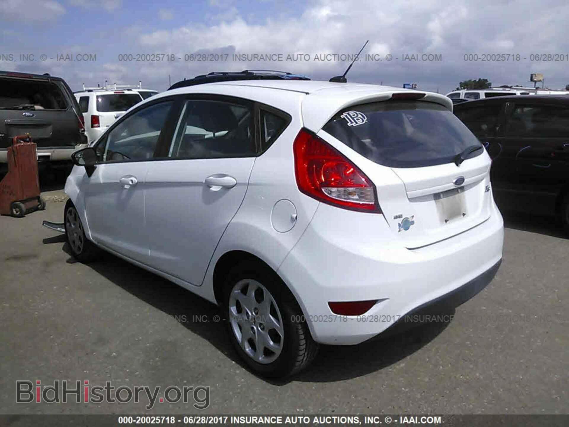 2012 Ford Fiesta - VIN: 3FADP4EJ1CM140541 - Photo 3
