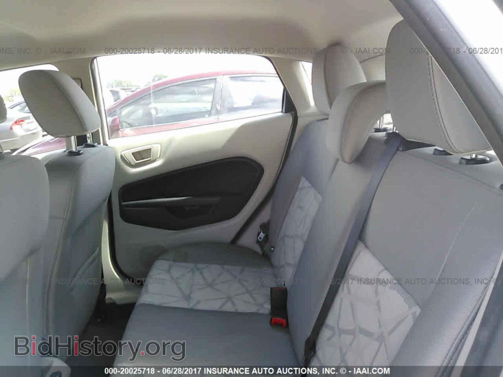 2012 Ford Fiesta - VIN: 3FADP4EJ1CM140541 - Photo 8
