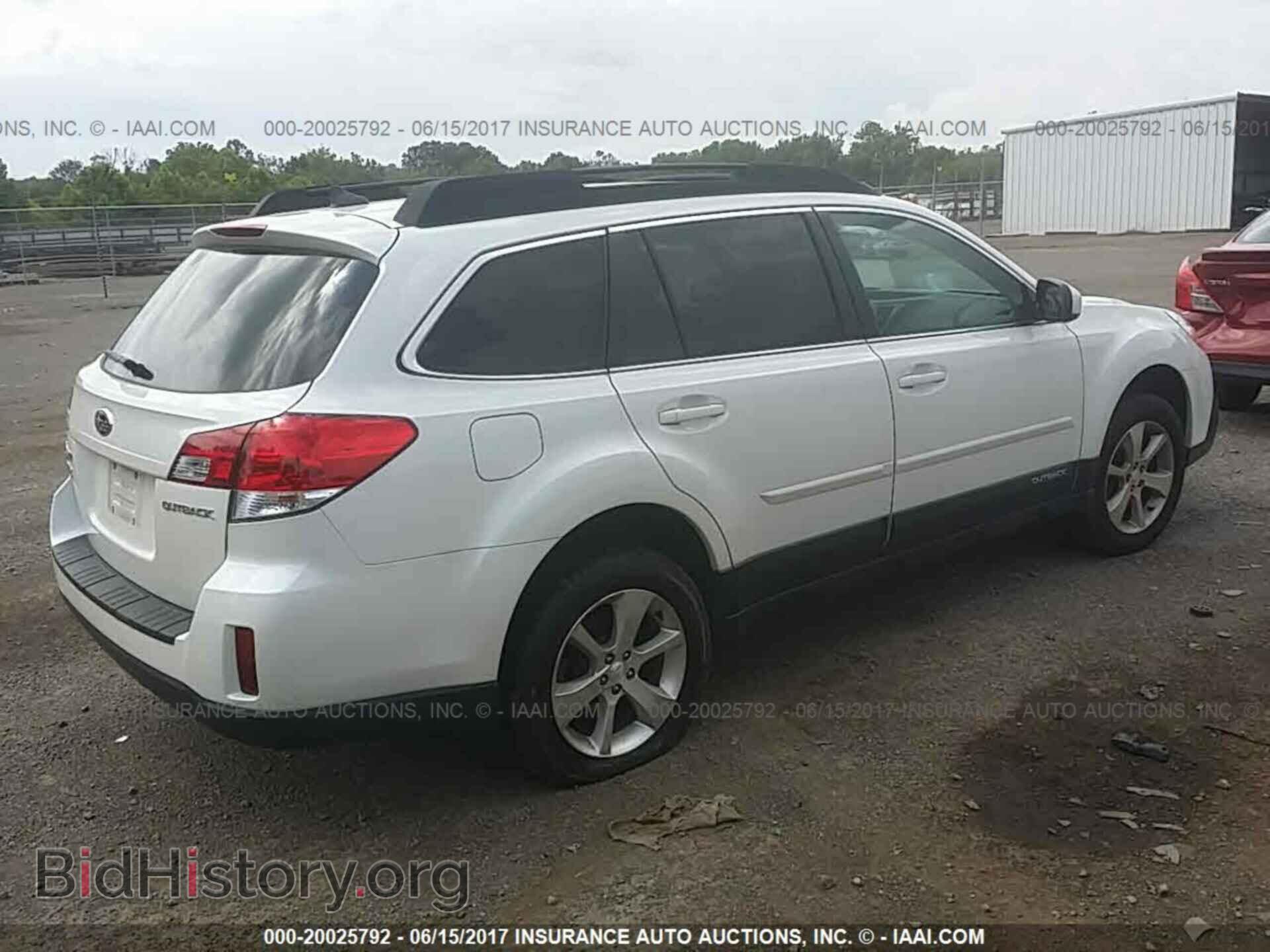 2014 Subaru Outback - VIN: 4S4BRCLC2E3275554 - Фото 4