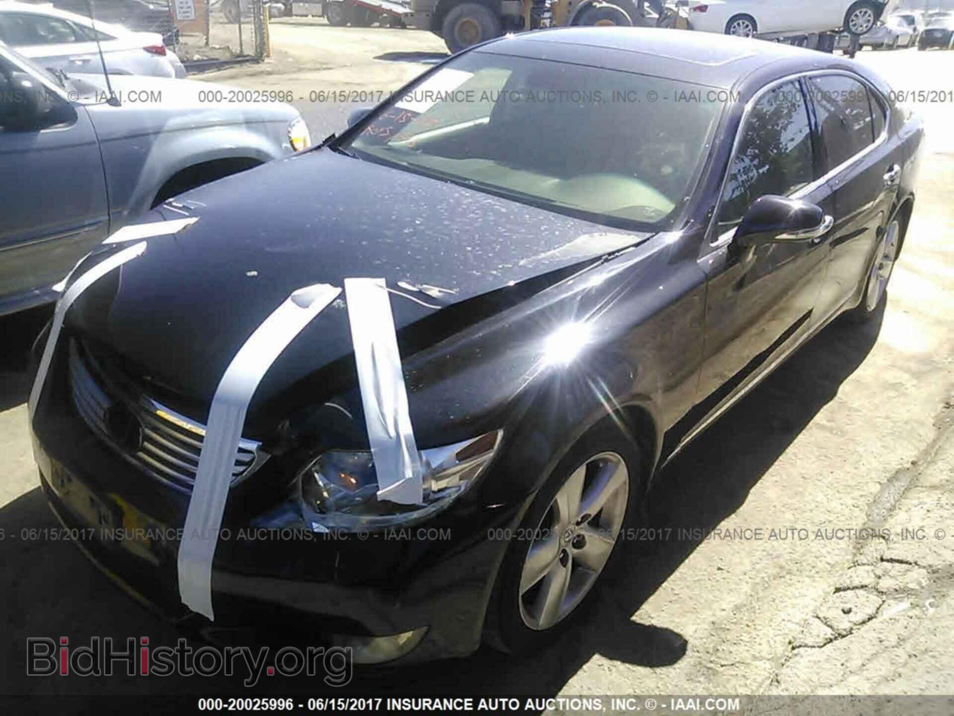 2012 Lexus Ls - VIN: JTHGL5EF2C5046659 - Фото 2