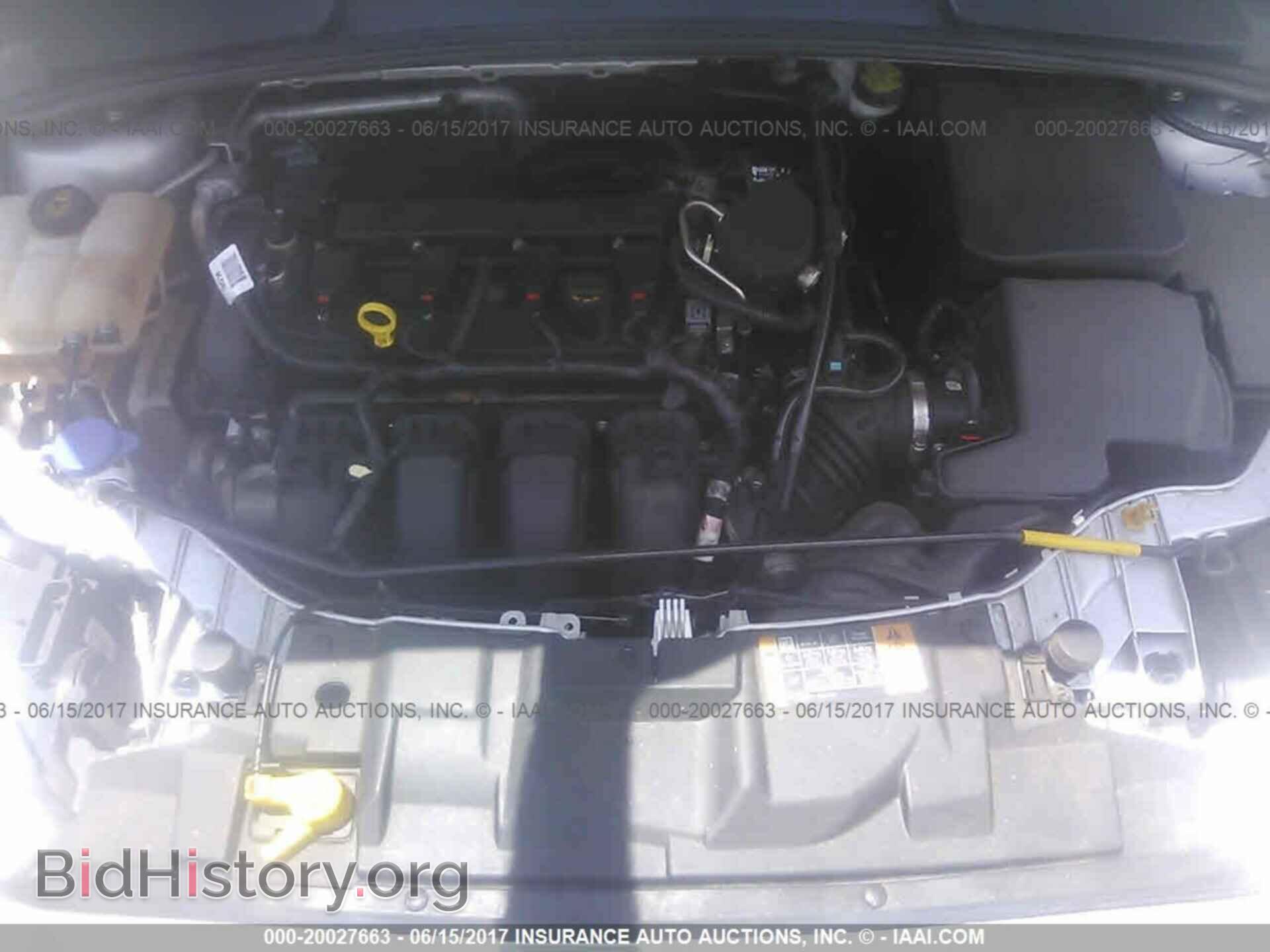 2015 Ford Focus - VIN: 1FADP3F21FL206061 - Photo 10