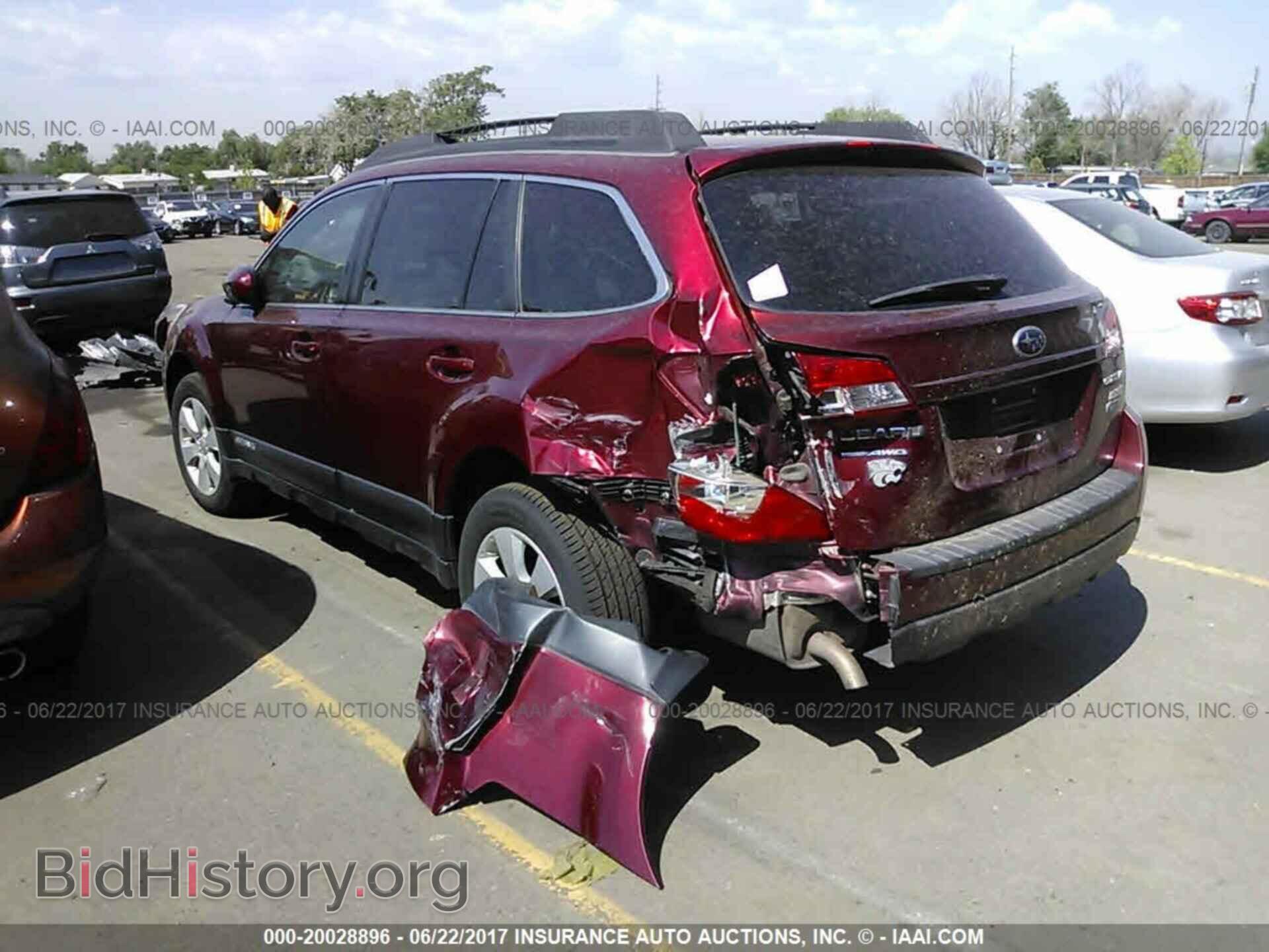 2011 Subaru Outback - VIN: 4S4BRBCC6B3366252 - Фото 3