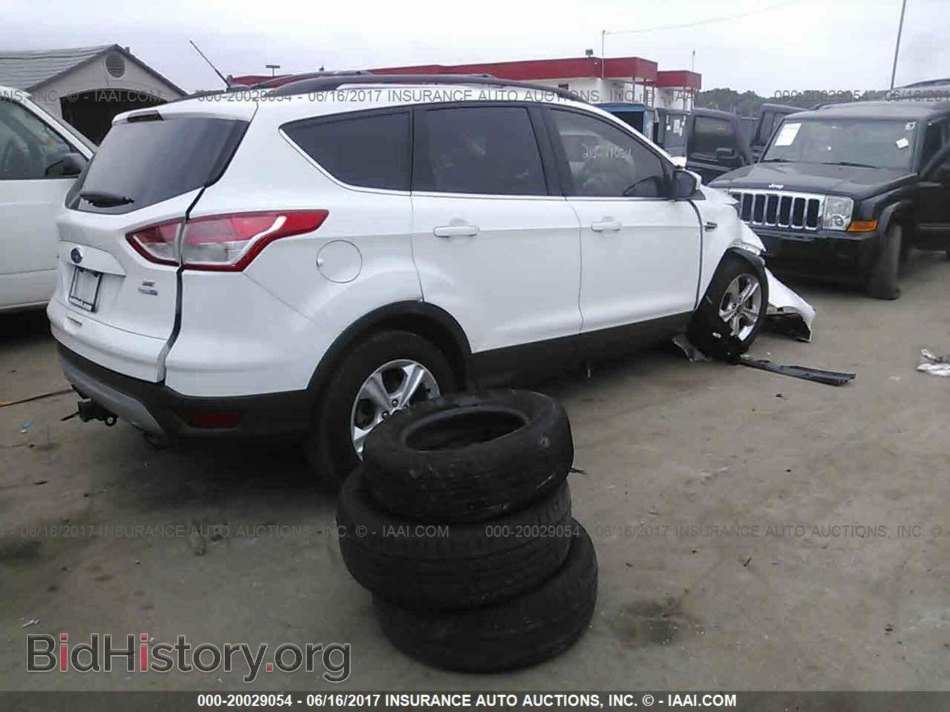 2015 Ford Escape - VIN: 1FMCU9G90FUB57146 - Photo 4