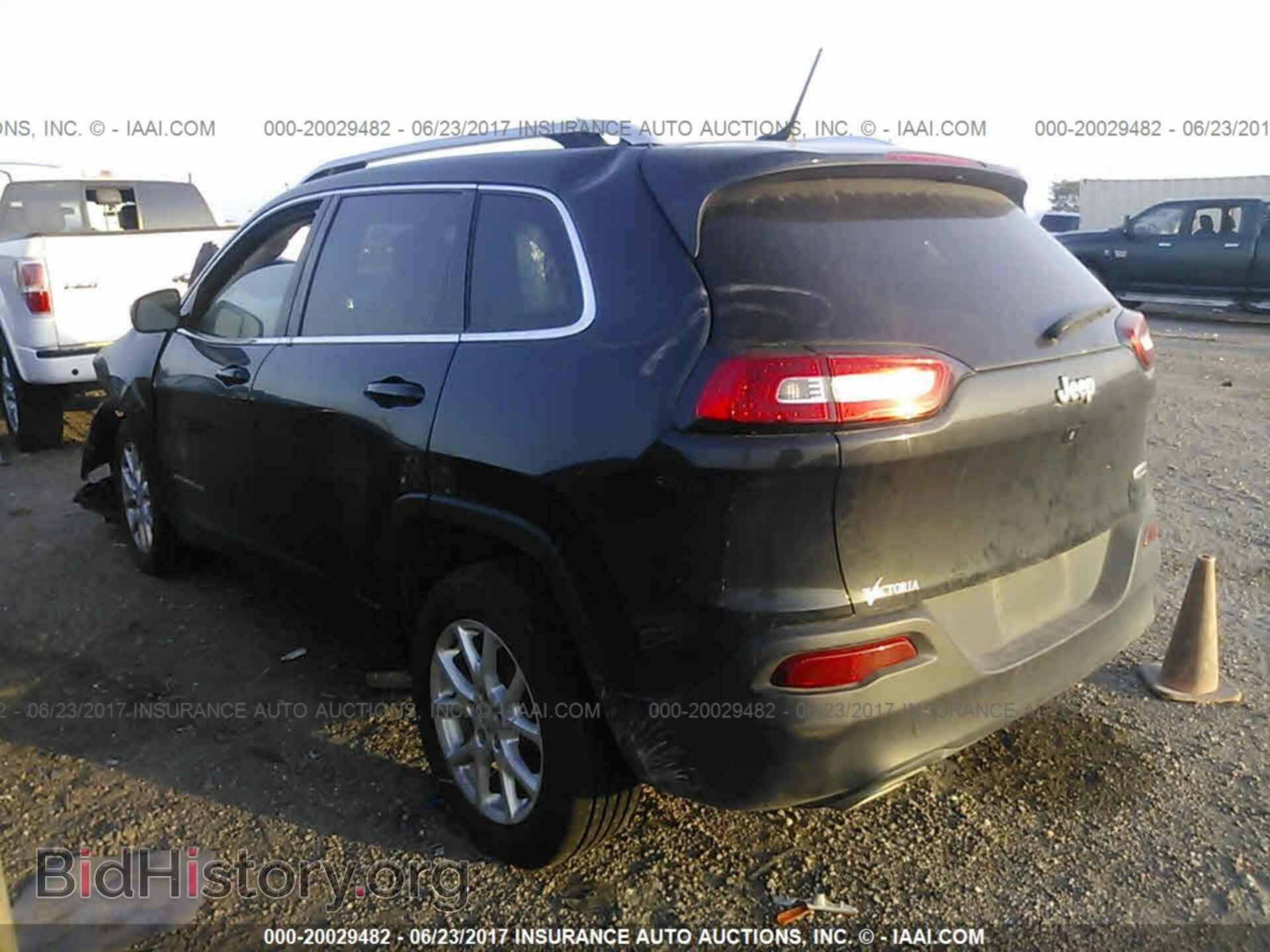 2015 Jeep Cherokee - VIN: 1C4PJLCS2FW518143 - Фото 3