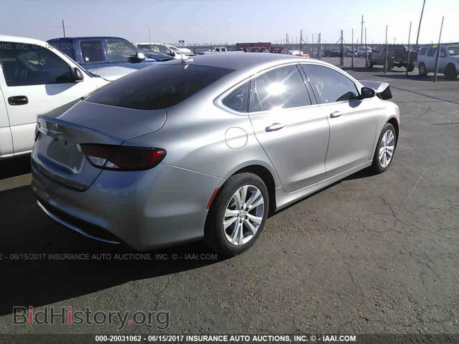 2015 Chrysler 200 - VIN: 1C3CCCAB2FN702293 - Фото 4