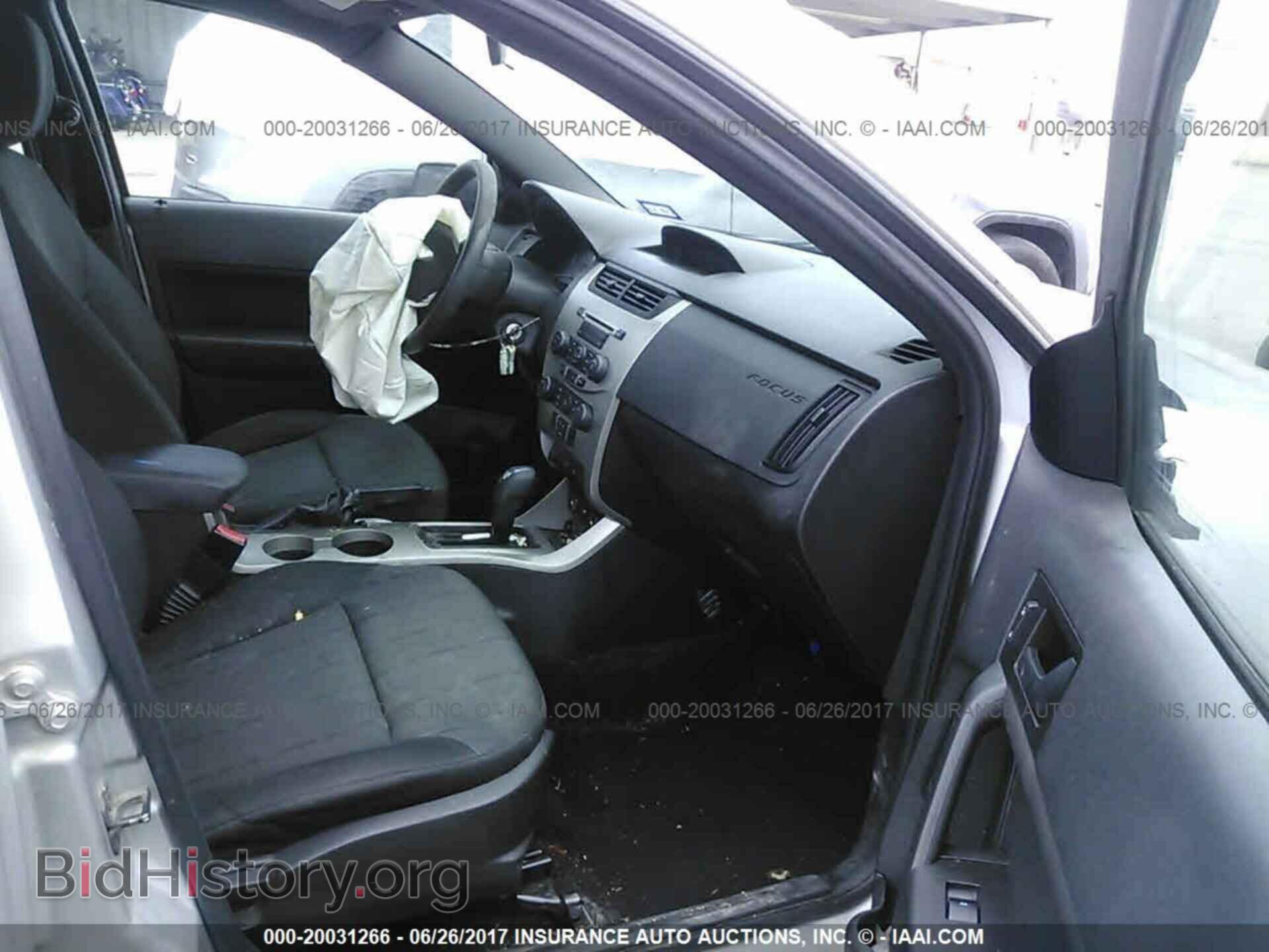 2011 Ford Focus - VIN: 1FAHP3FN7BW152124 - Фото 5