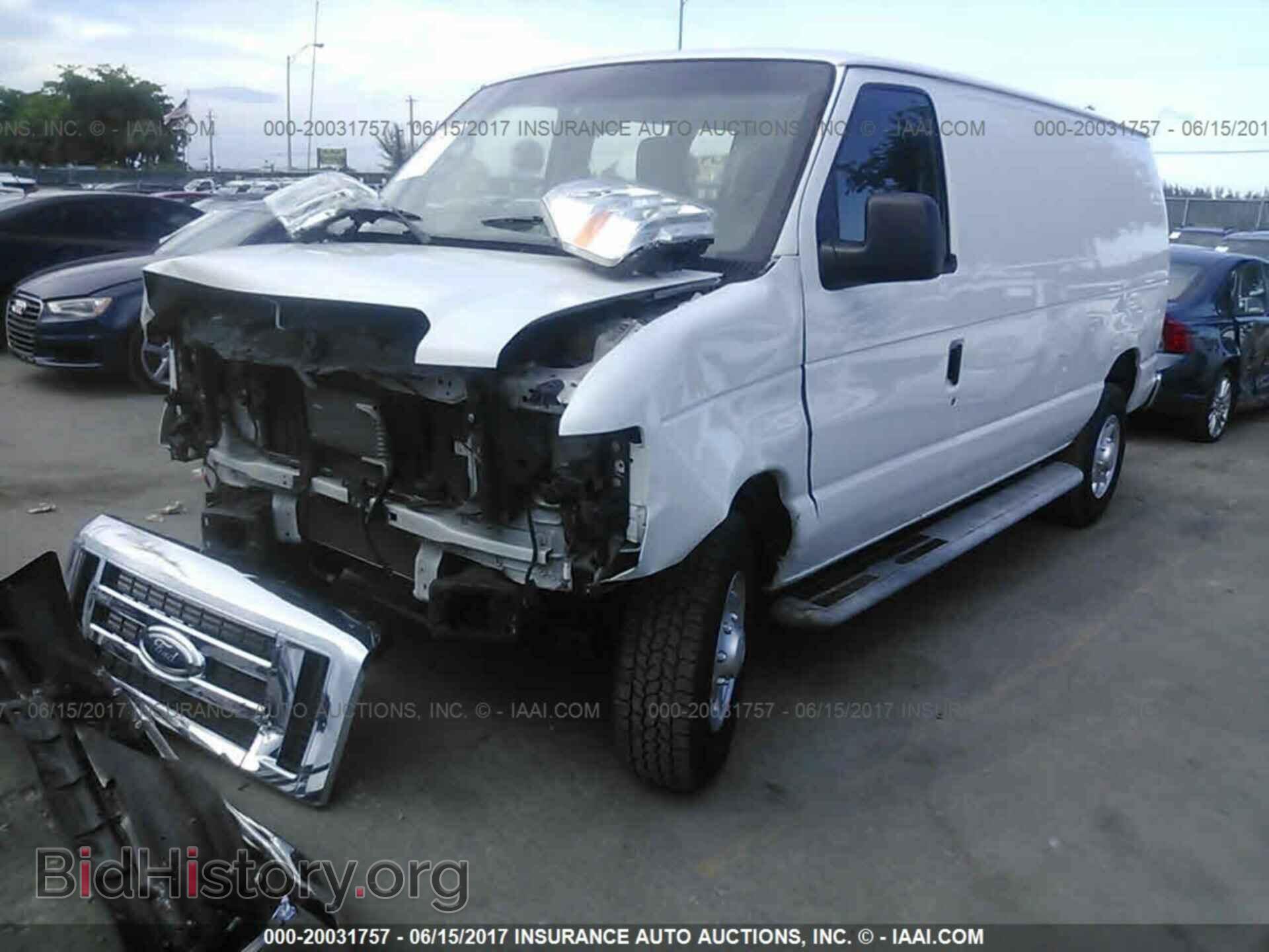 2011 Ford Econoline - VIN: 1FTNE2EW3BDA99263 - Фото 2