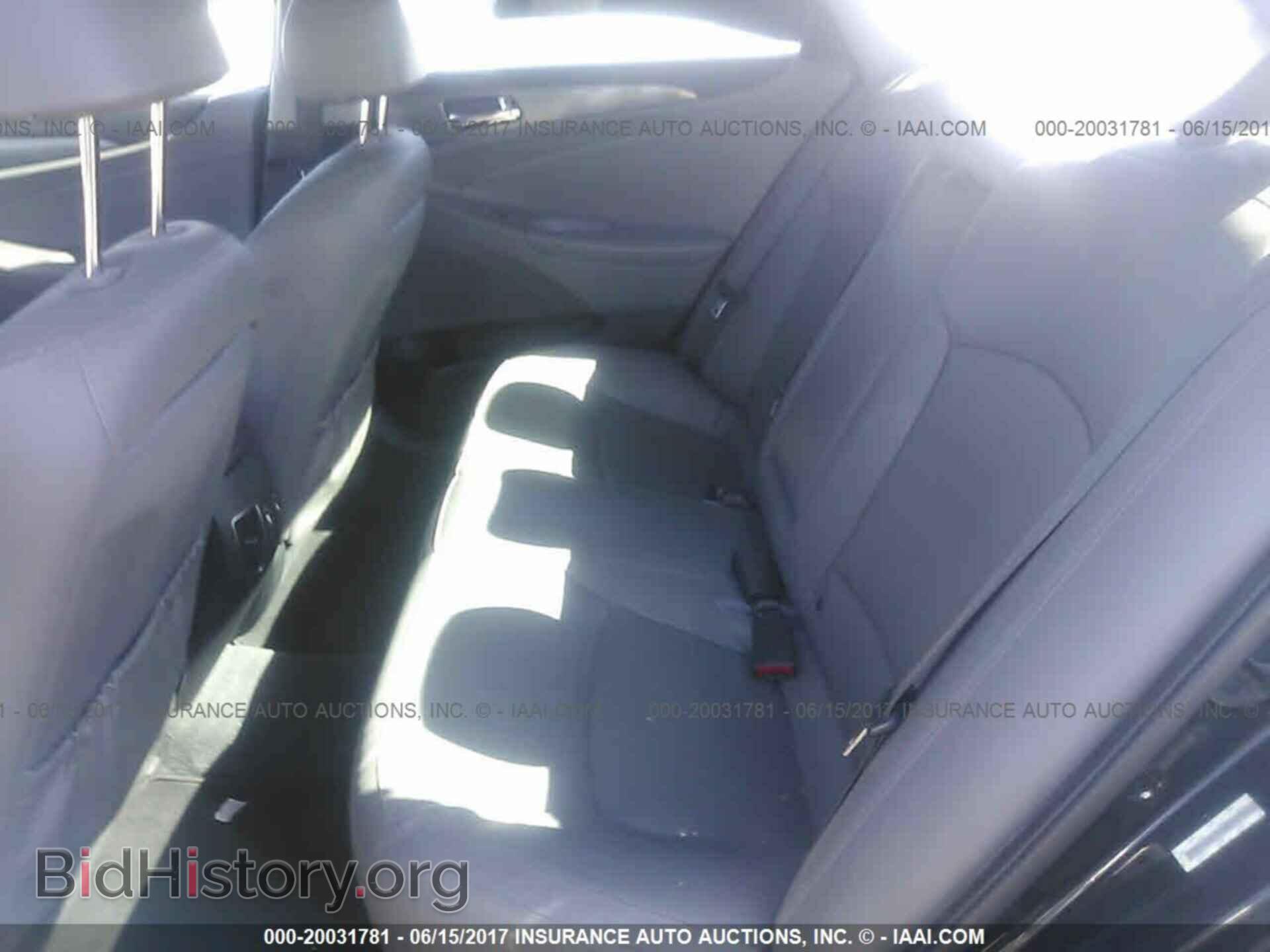 2012 Hyundai Sonata - VIN: KMHEC4A49CA059872 - Photo 8