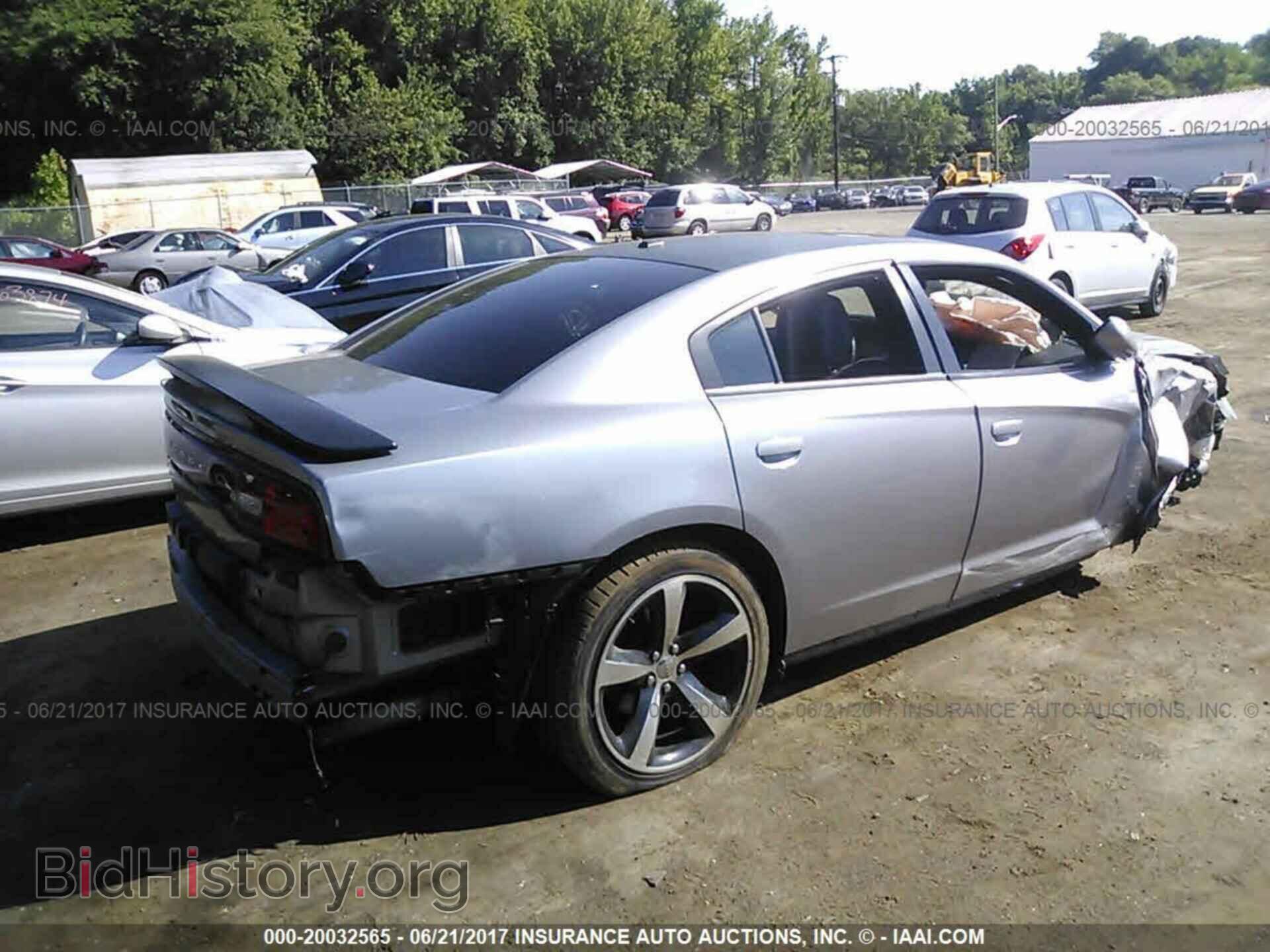 2013 Dodge Charger - VIN: 2C3CDXCT1DH701670 - Фото 4