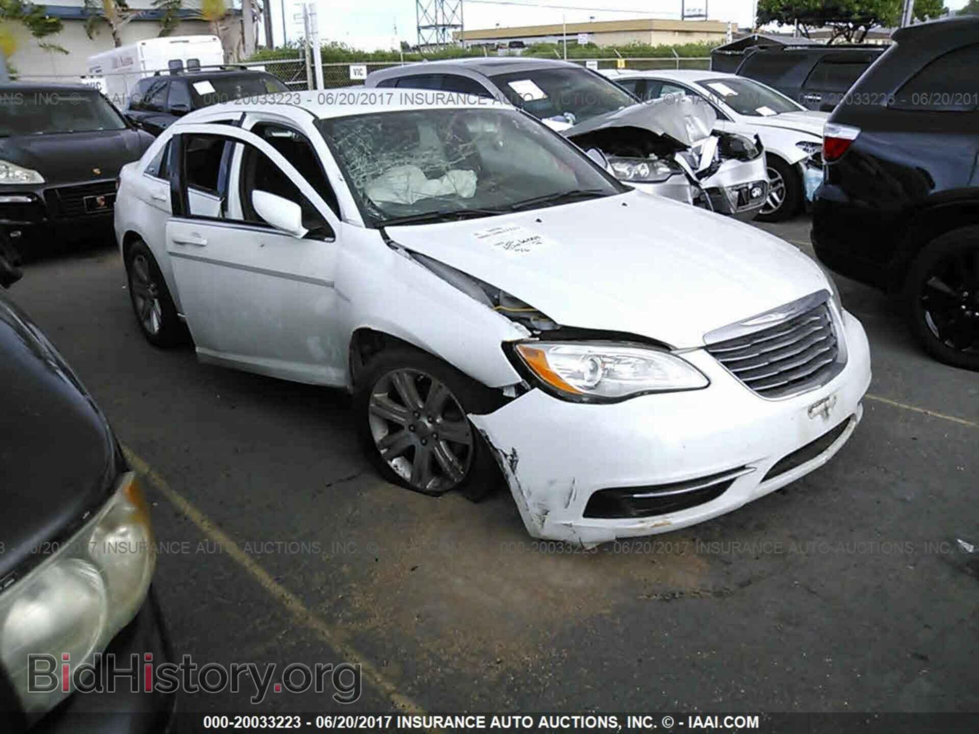Photo 1C3CCBAB7DN671954 - Chrysler 200 2013