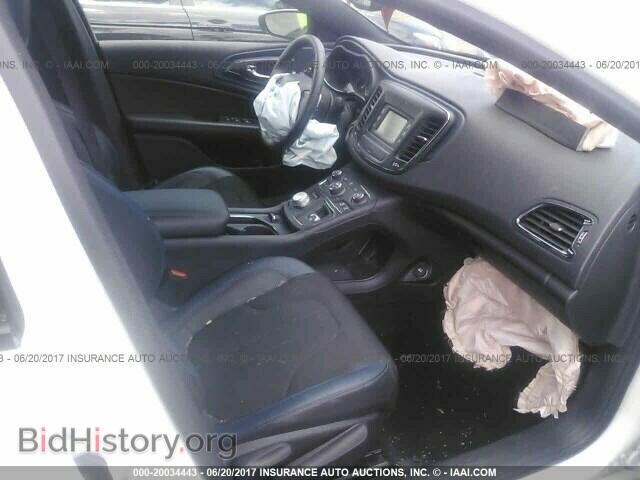 2016 Chrysler 200 - VIN: 1C3CCCBG6GN118071 - Photo 5