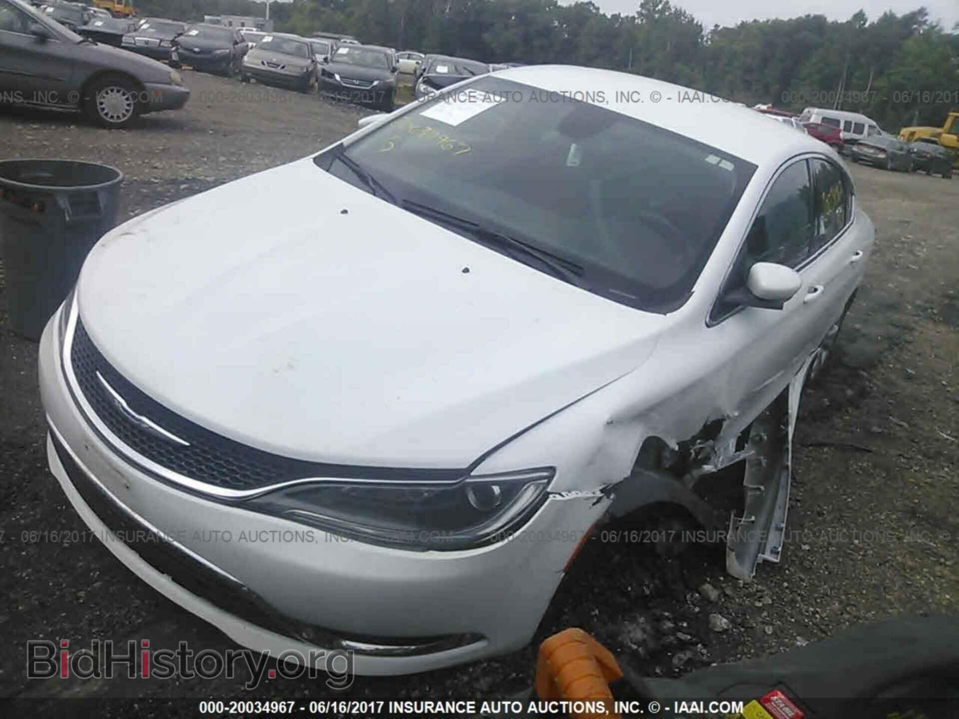 2015 Chrysler 200 - VIN: 1C3CCCAB3FN659826 - Фото 2
