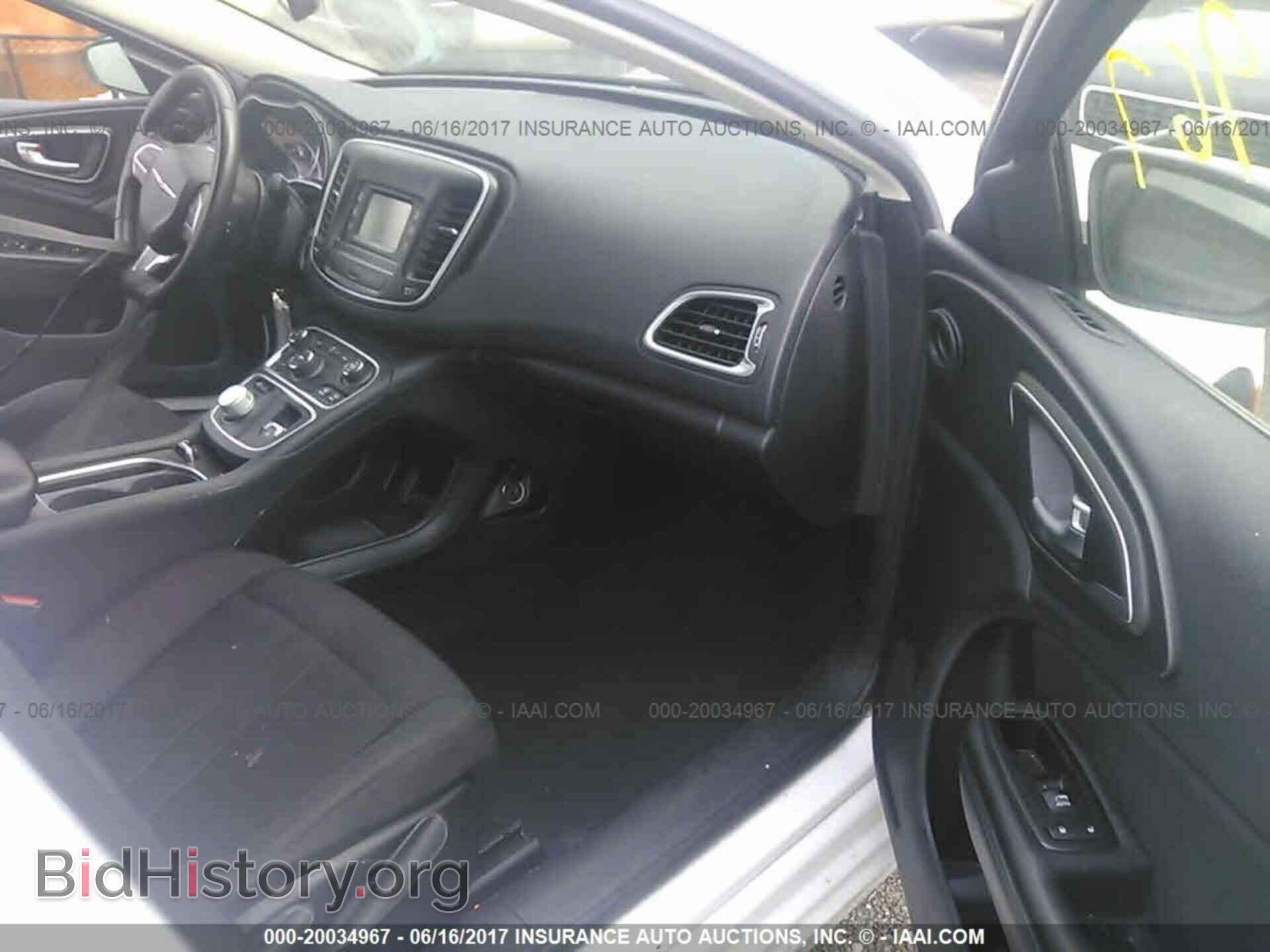 2015 Chrysler 200 - VIN: 1C3CCCAB3FN659826 - Фото 5