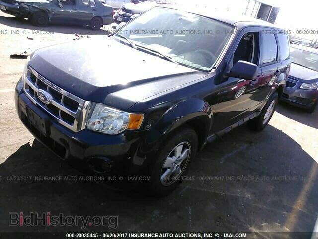 2011 Ford Escape - VIN: 1FMCU9C76BKC24665 - Photo 2