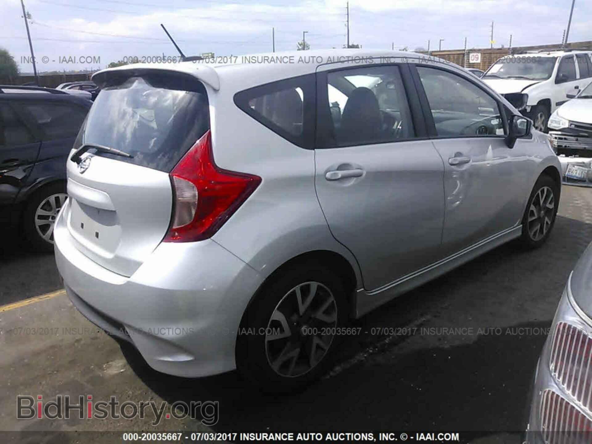 2015 Nissan Versa note - VIN: 3N1CE2CPXFL425596 - Фото 4