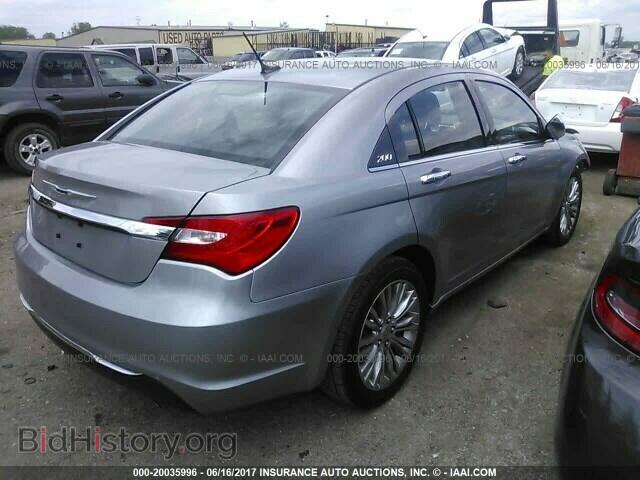 2013 Chrysler 200 - VIN: 1C3CCBCG0DN739102 - Photo 4