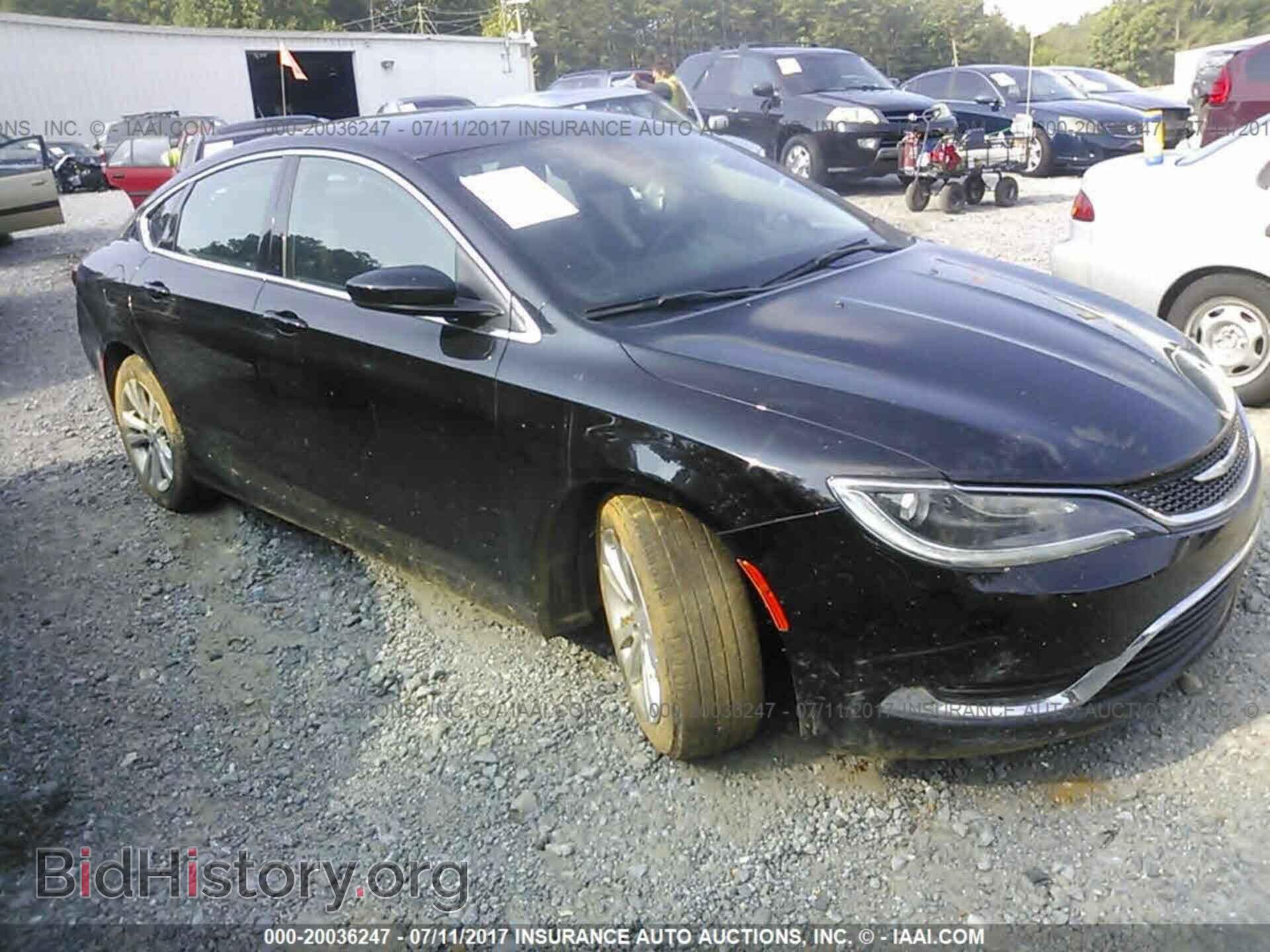 Photo 1C3CCCAB8FN677027 - Chrysler 200 2015