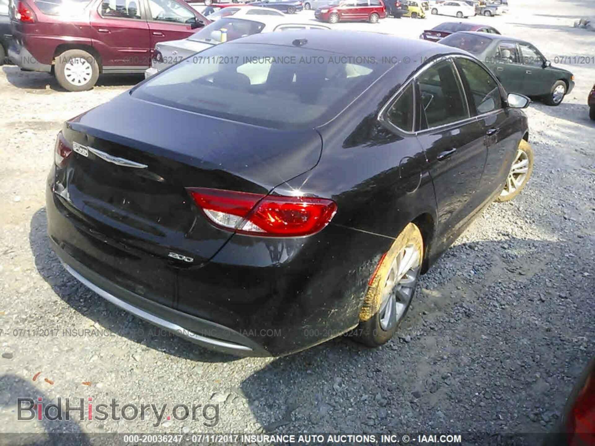 2015 Chrysler 200 - VIN: 1C3CCCAB8FN677027 - Photo 4