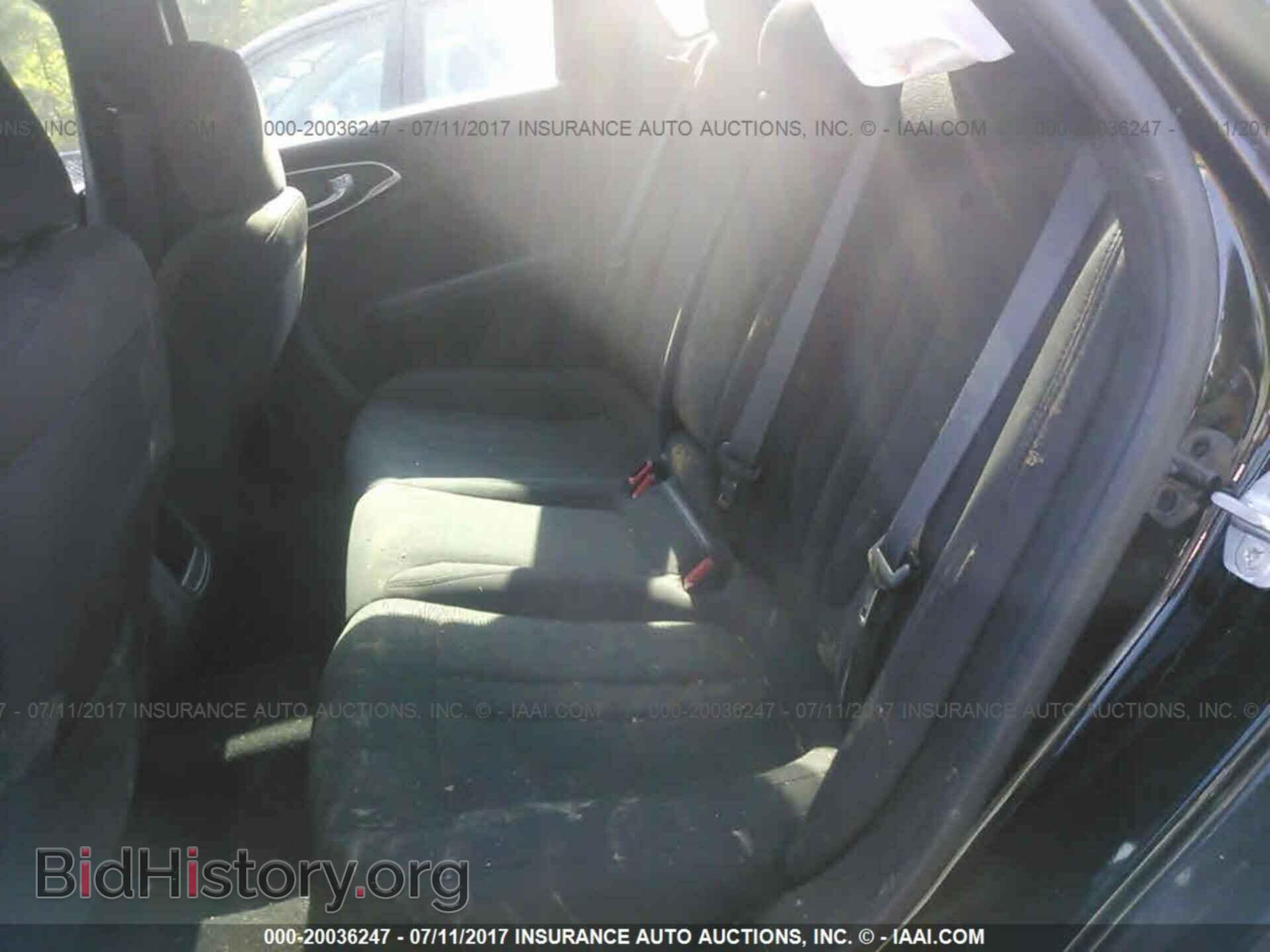 2015 Chrysler 200 - VIN: 1C3CCCAB8FN677027 - Photo 8