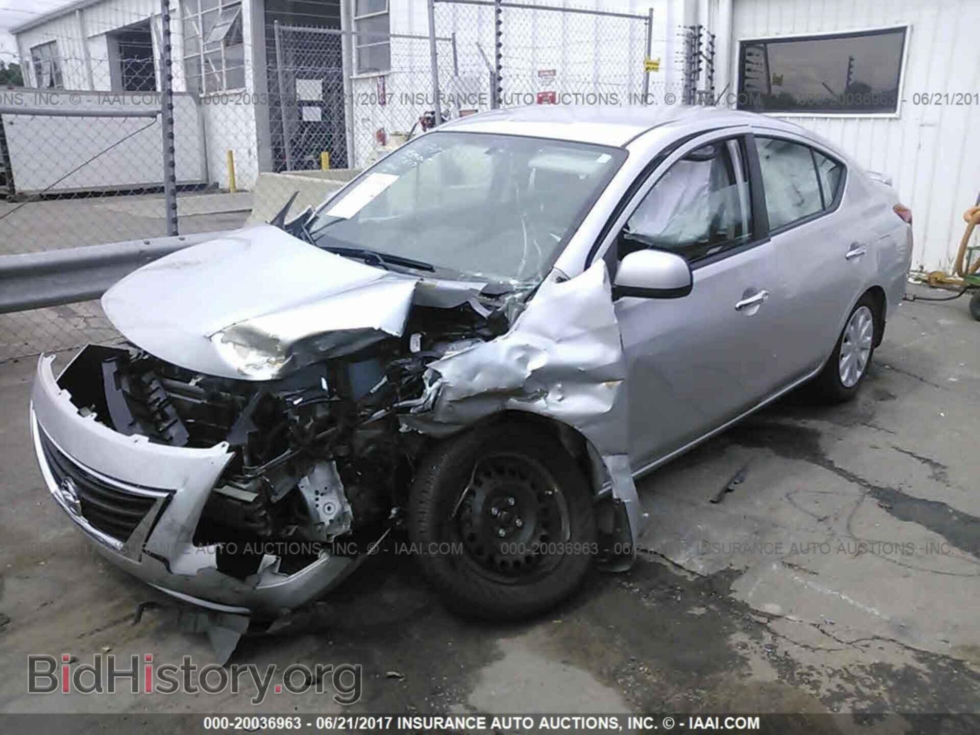 2013 Nissan Versa - VIN: 3N1CN7AP5DL876481 - Фото 2
