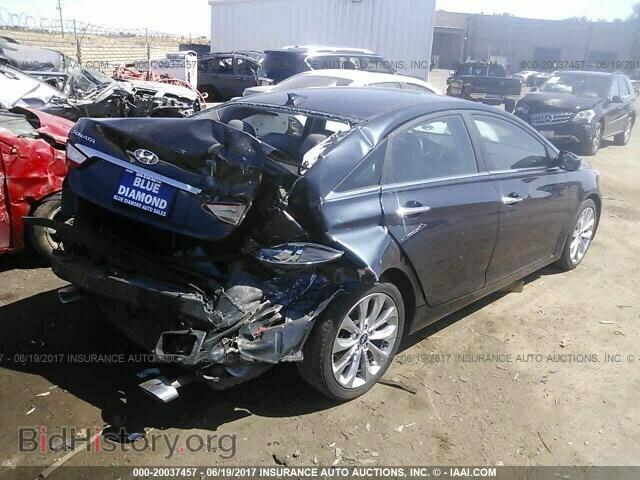 2012 Hyundai Sonata - VIN: 5NPEC4ACXCH371316 - Photo 4