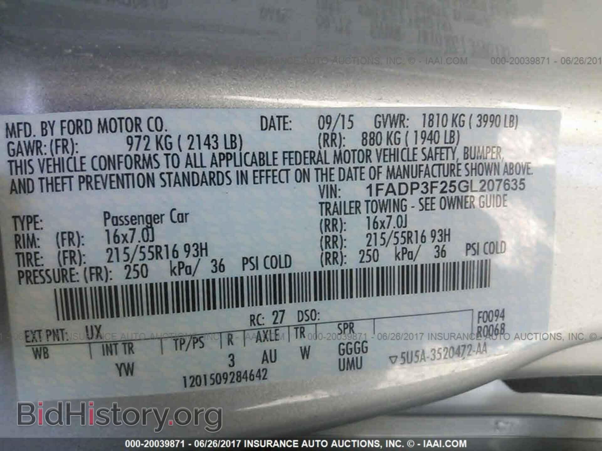2016 Ford Focus - VIN: 1FADP3F25GL207635 - Photo 9