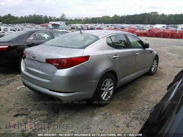 2013 Kia Optima - VIN: KNAGM4A70D5352796 - Photo 4