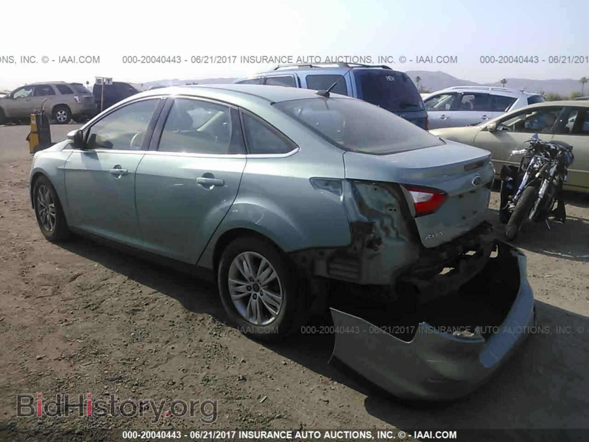 2012 Ford Focus - VIN: 1FAHP3H23CL147959 - Photo 3