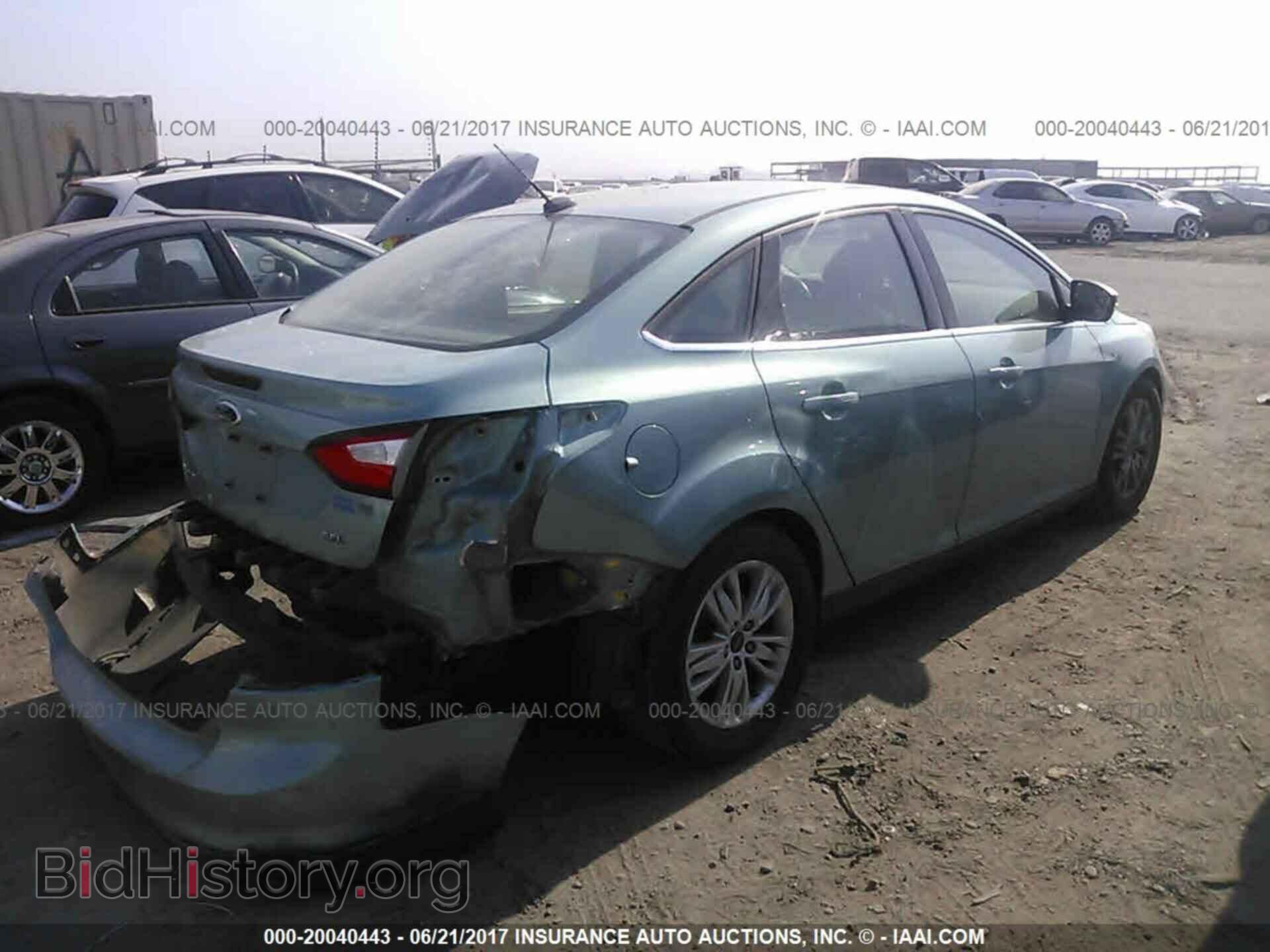 2012 Ford Focus - VIN: 1FAHP3H23CL147959 - Photo 4