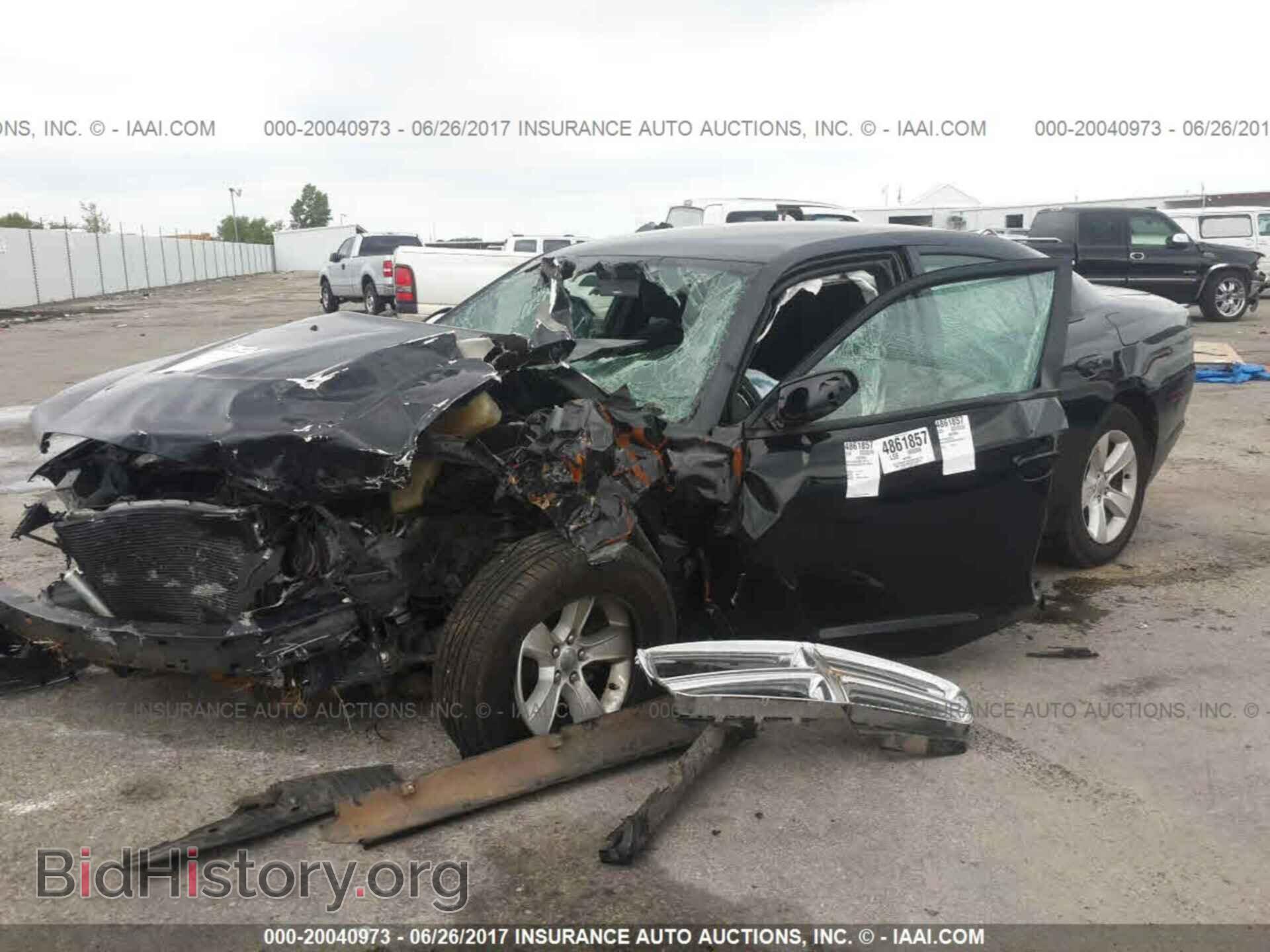 2014 Dodge Charger - VIN: 2C3CDXBGXEH193012 - Photo 2