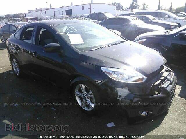Photo 1FAHP3F28CL435687 - Ford Focus 2012