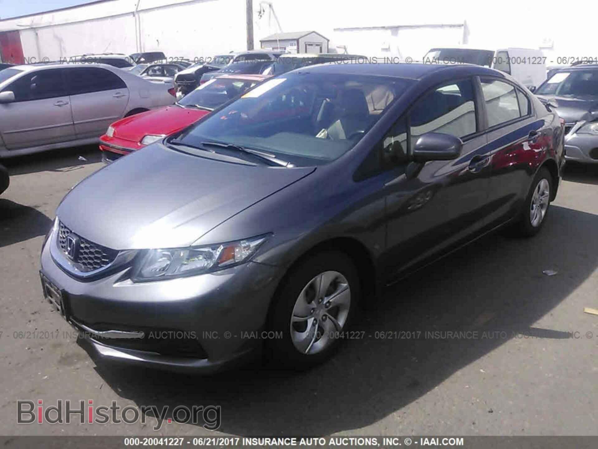 2014 Honda Civic - VIN: 19XFB2F58EE270496 - Фото 2