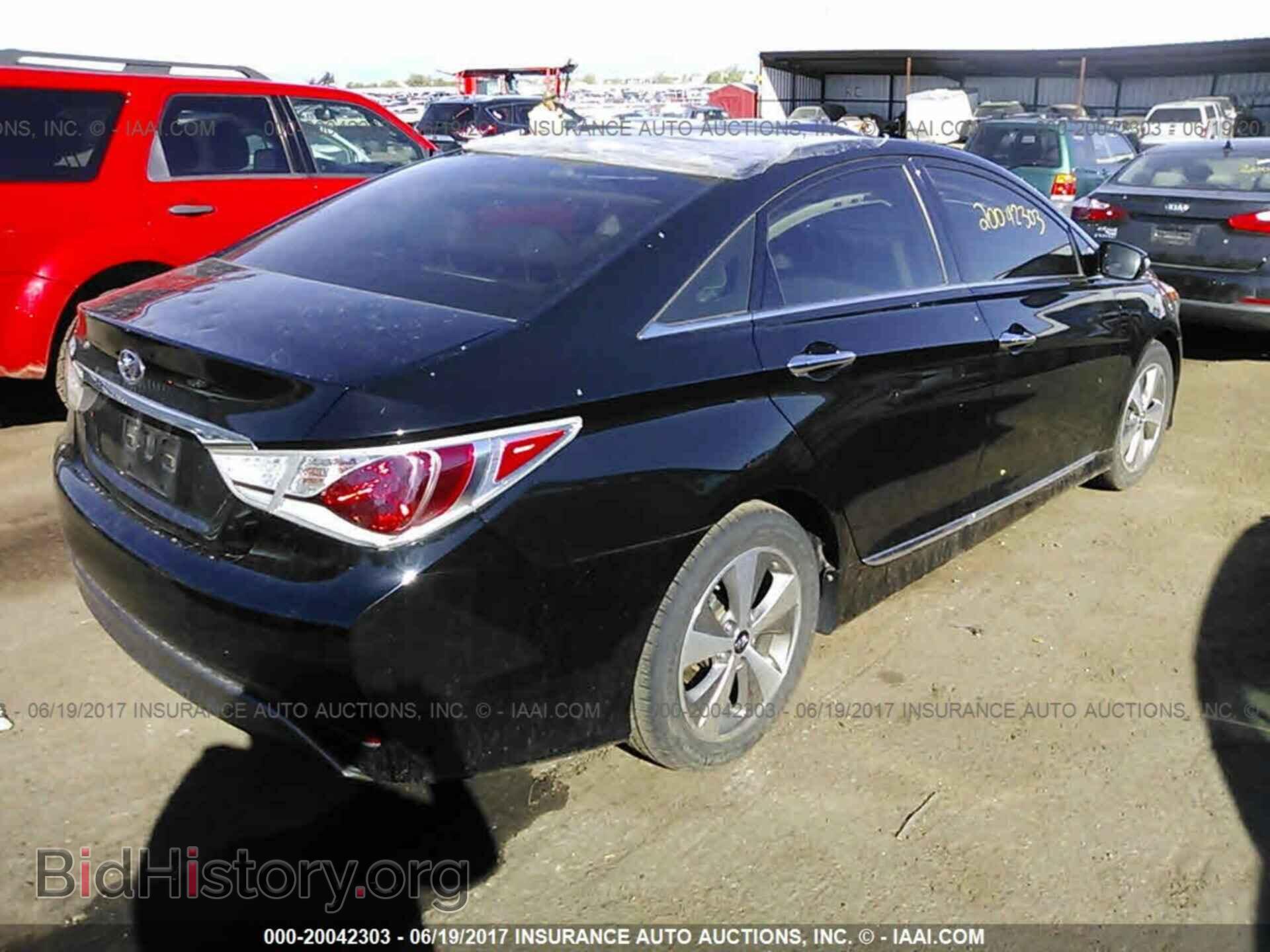 2012 Hyundai Sonata - VIN: KMHEC4A43CA046146 - Фото 4