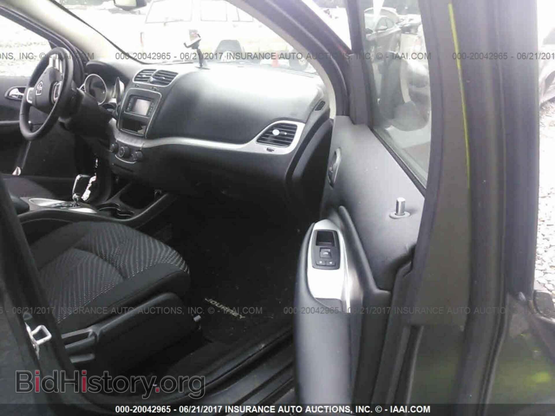 2015 Dodge Journey - VIN: 3C4PDCBG8FT716767 - Photo 5