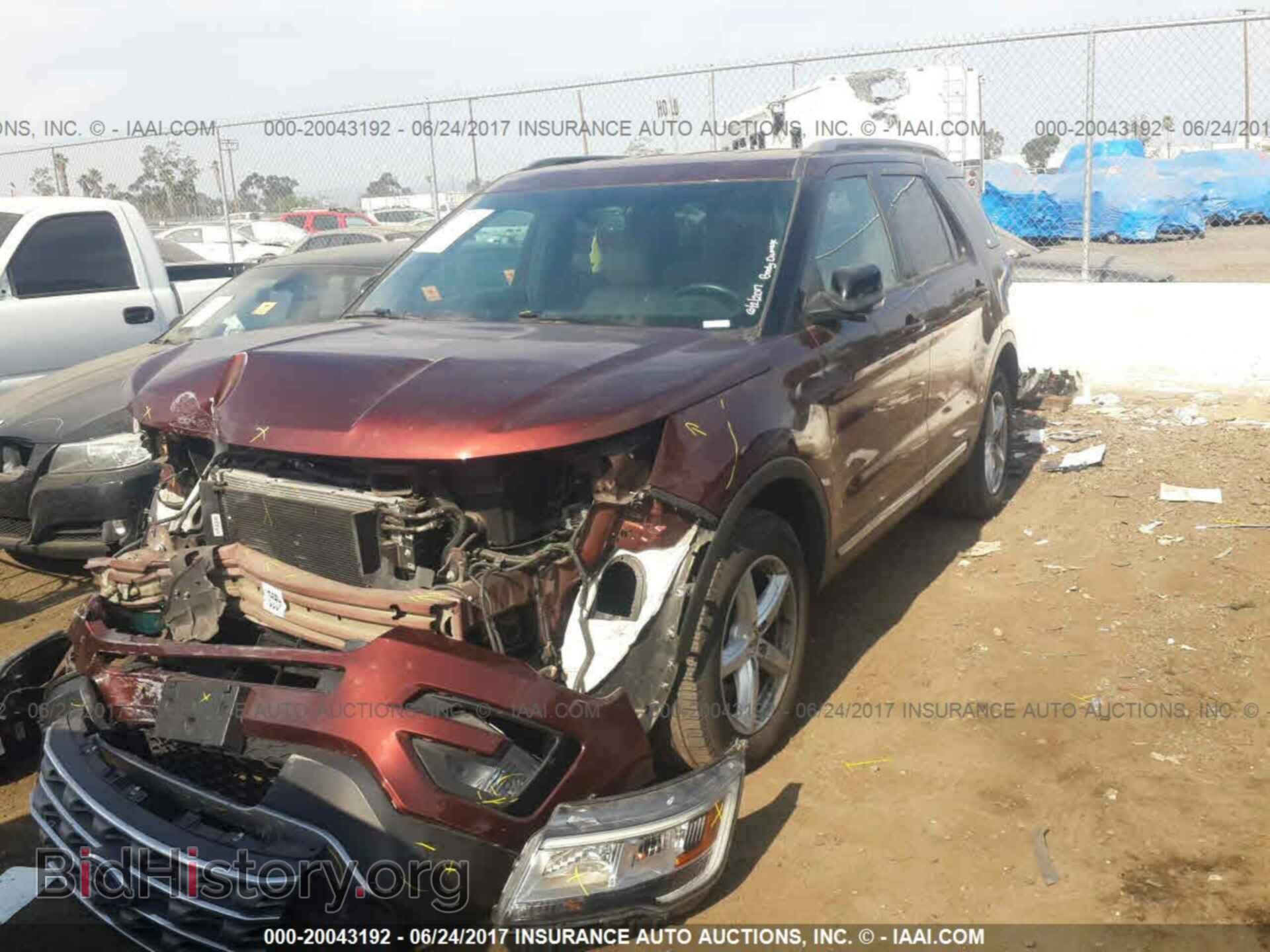 2016 Ford Explorer - VIN: 1FM5K8D81GGC25961 - Фото 2