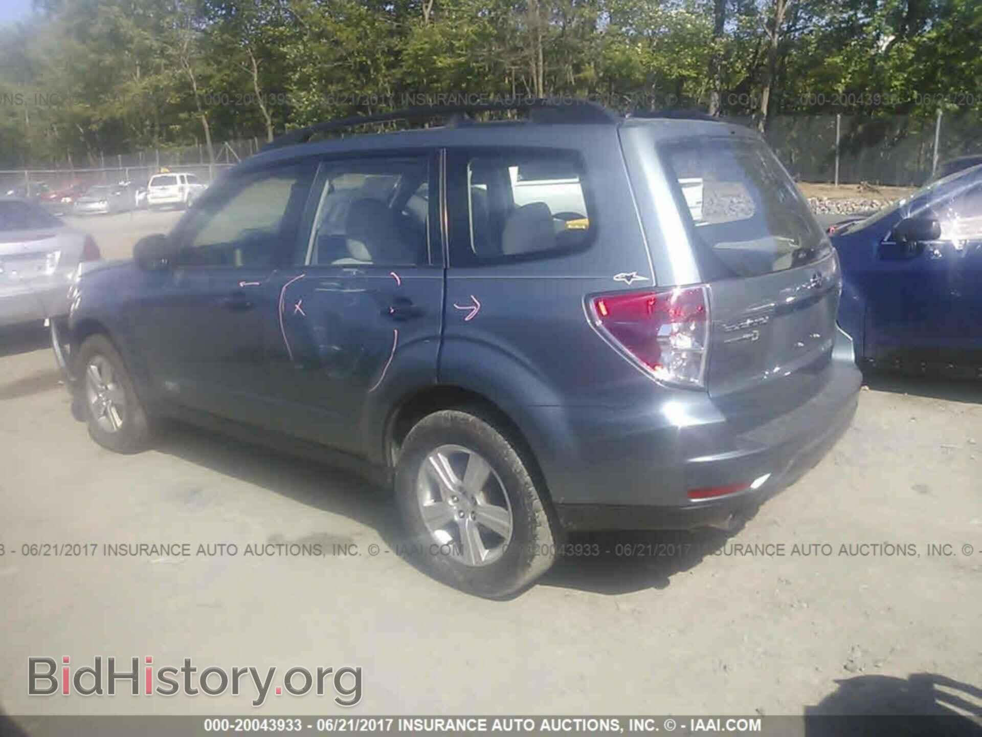 2013 Subaru Forester - VIN: JF2SHABC9DG437587 - Фото 3