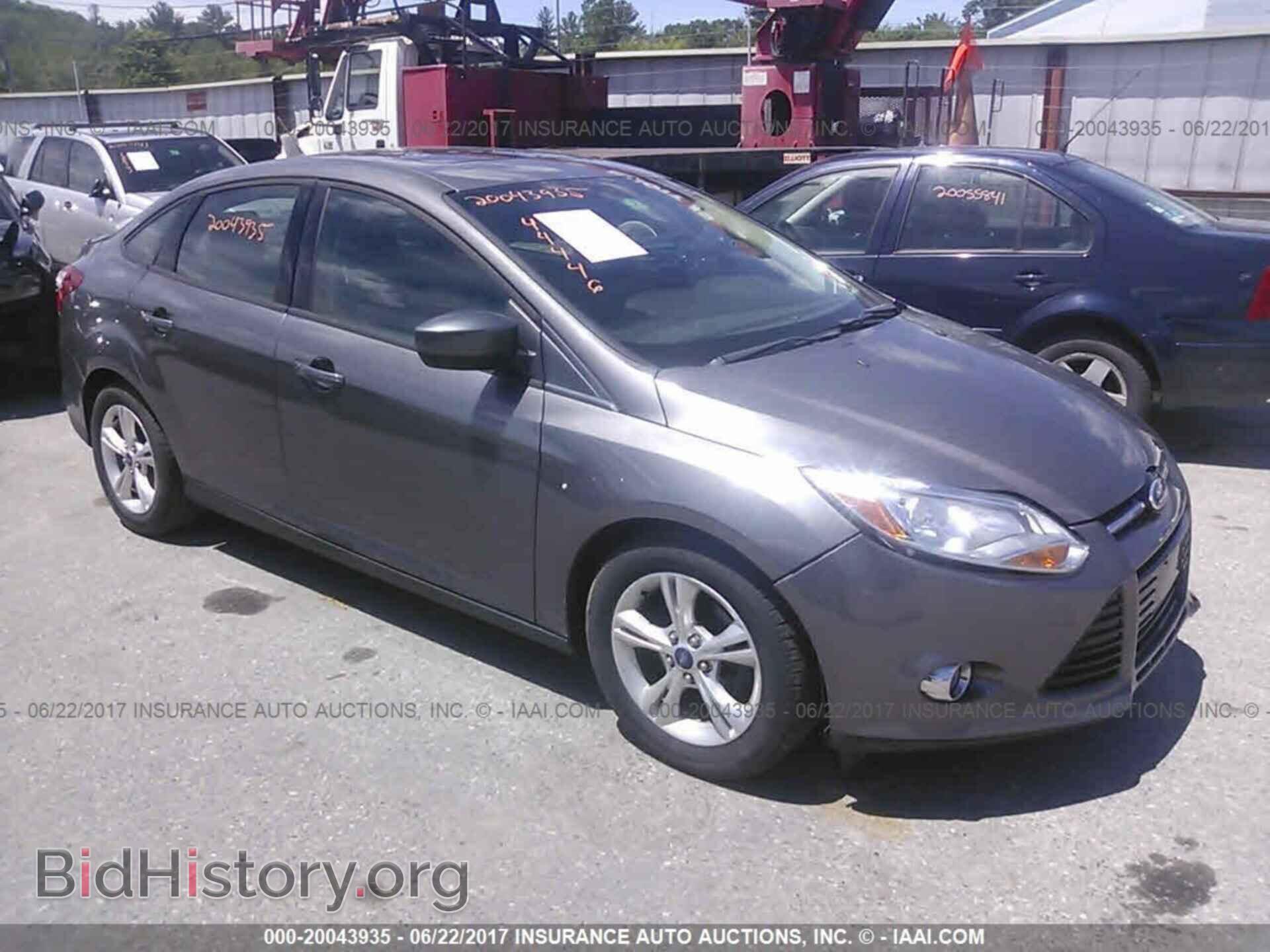 Photo 1FAHP3F26CL264678 - Ford Focus 2012
